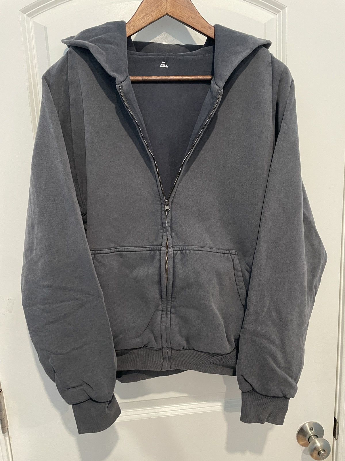 Balenciaga × Gap × Yeezy Yeezy Gap Zip Up Hoodie Poetic Black Small Size US S / EU 44-46 / 1 - 2 Thumbnail