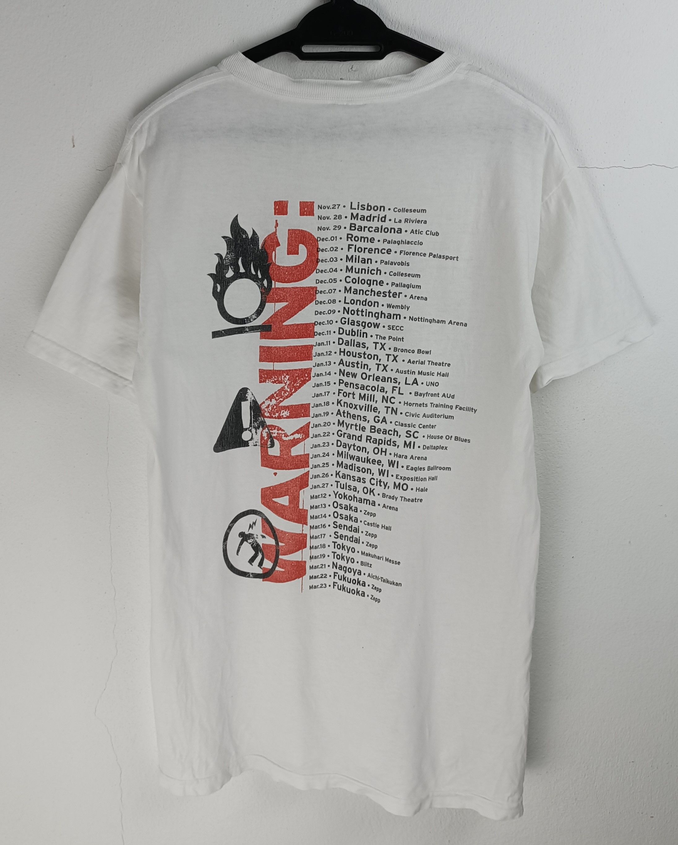 Band Tees VINTAGE 2001 GREEN DAY TOUR TEE WARNING AMERICAN IDIOT Size US M / EU 48-50 / 2 - 4 Thumbnail