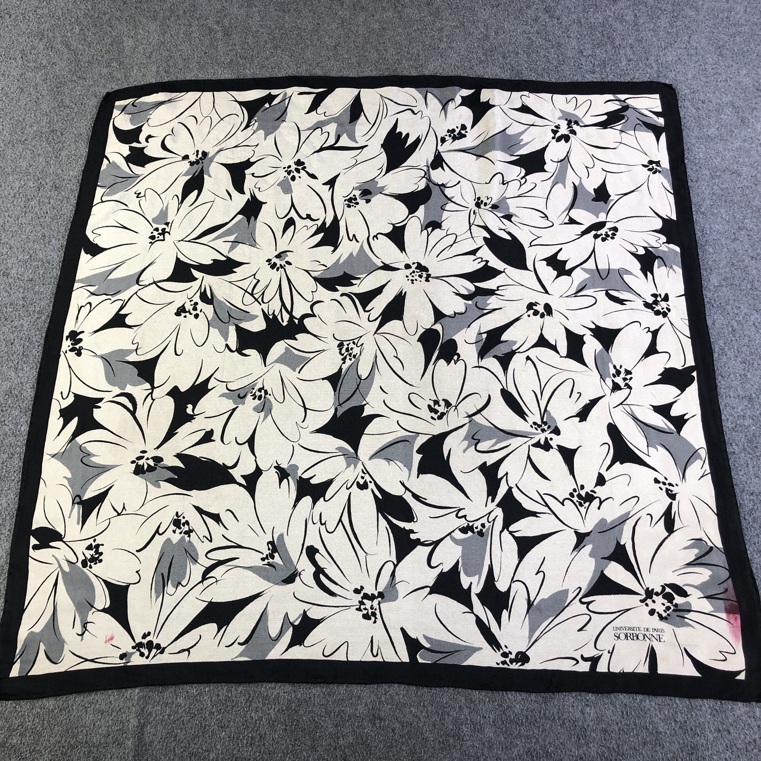 Vintage Sorbonne Floral Hand Rolled Silk Scarf M1034 Size ONE SIZE - 2 Thumbnail