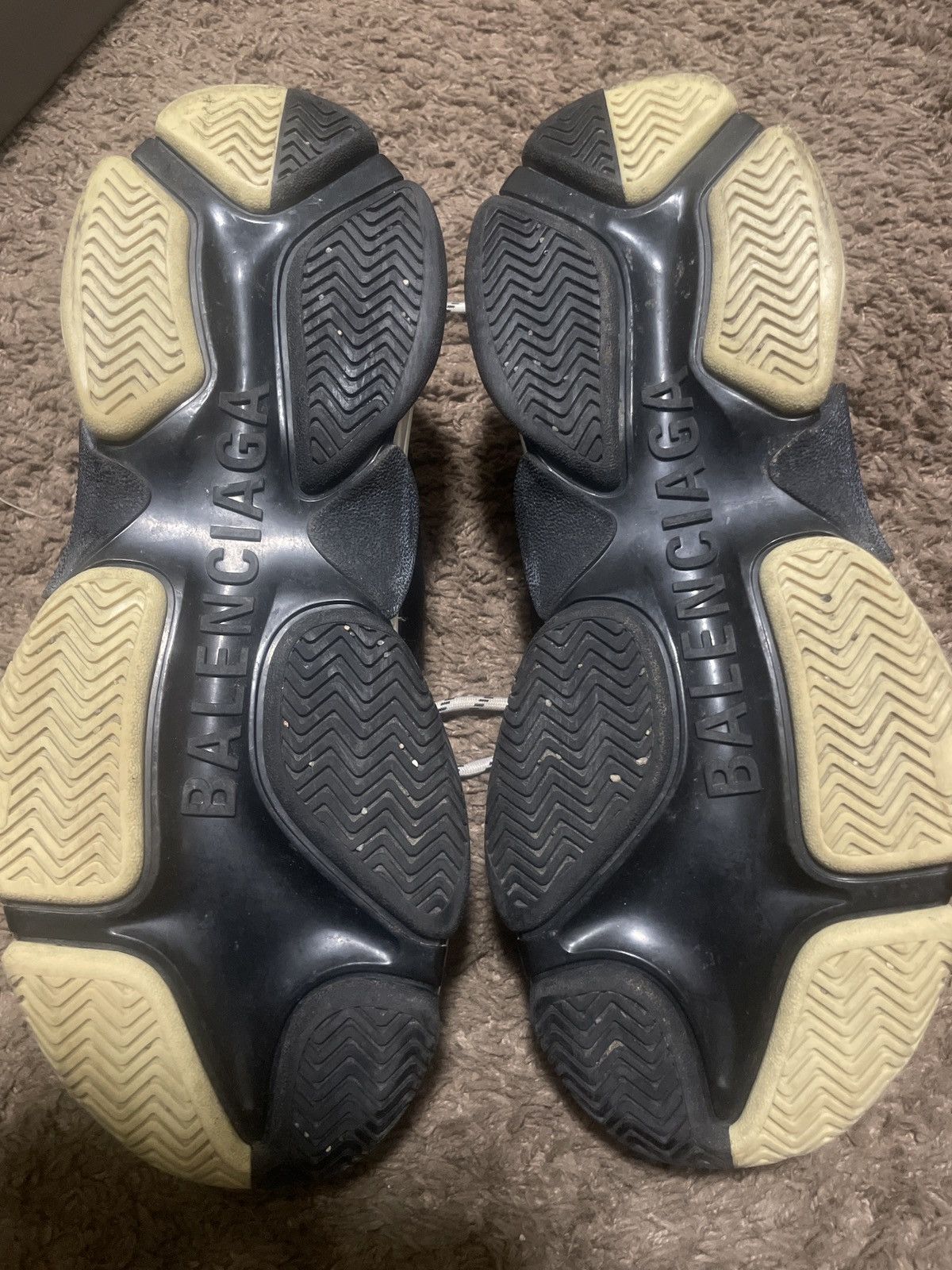 Balenciaga Triples honeycomb gray black Size US 11 / EU 44 - 2 Thumbnail