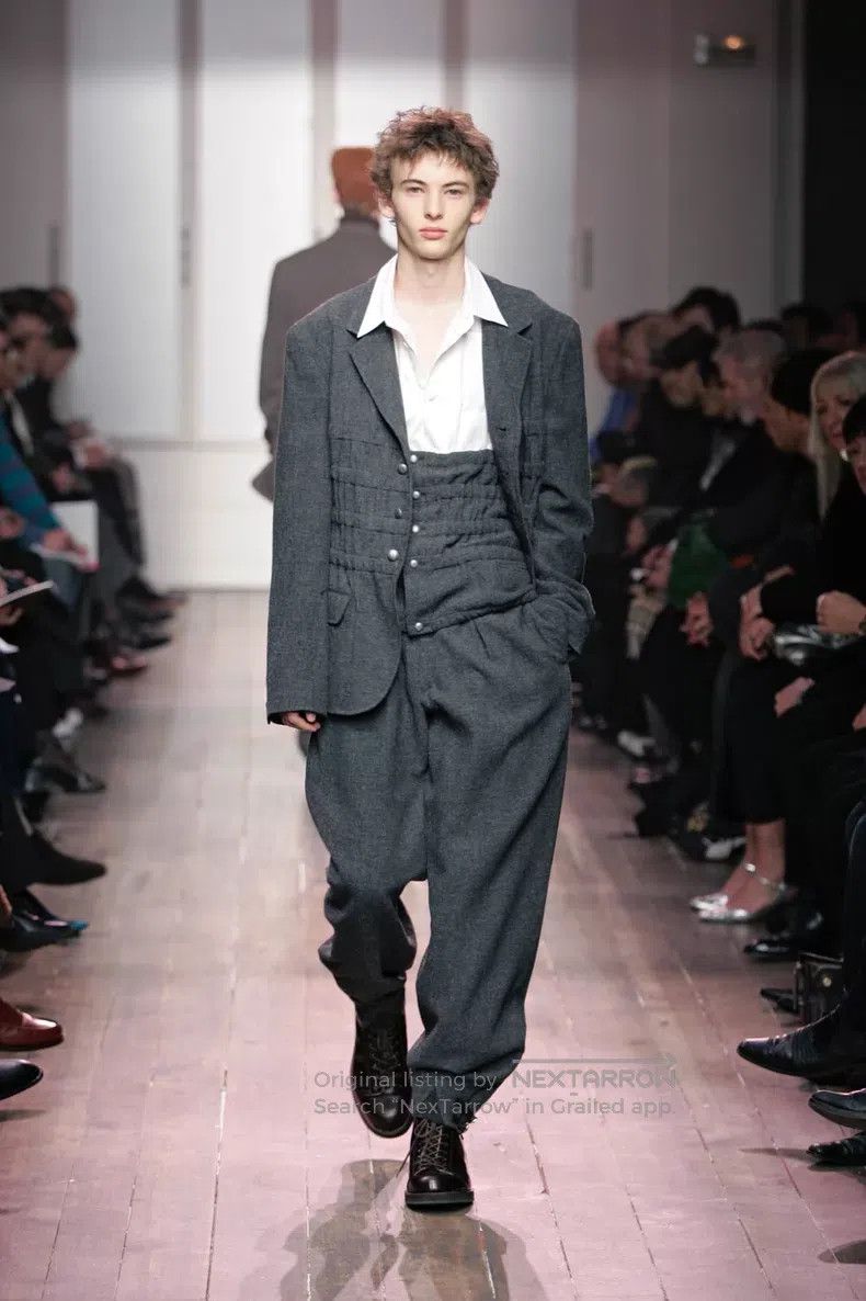 Yohji Yamamoto Yohji Yamamoto Size 3 05aw carved silver button pleated sui Size 40R - 3 Thumbnail