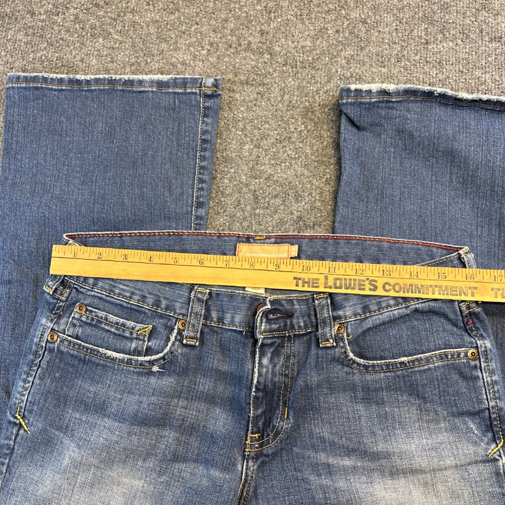 Abercrombie & Fitch VINTAGE Abercrombie & Fitch Bootcut Jeans 8R Denim Emma Low Rise Med Wash Womens Size 30" / US 8 / IT 44 - 7 Thumbnail