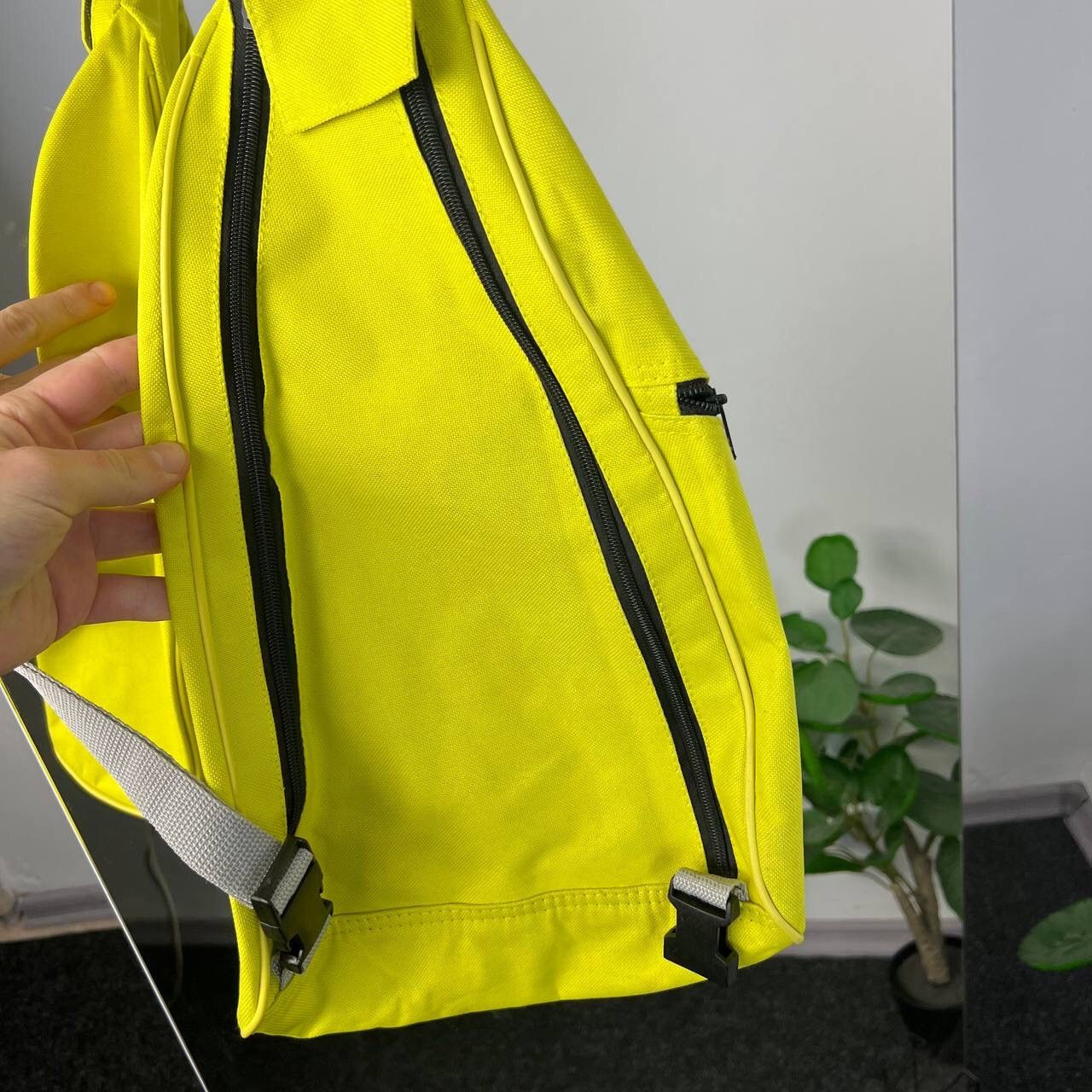 Vintage Vintage Sling Bag Pack Multi Pocket Y2k Style Size ONE SIZE - 3 Thumbnail