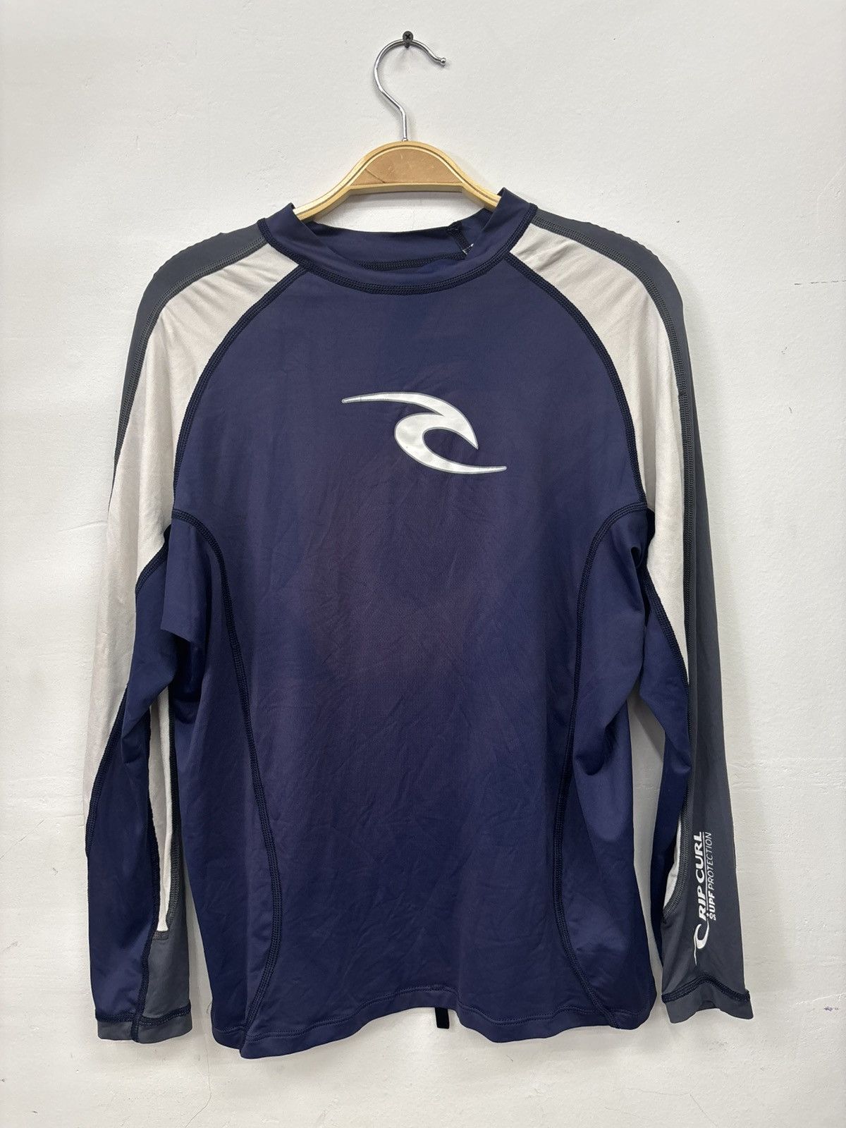 Rip Curl RIP CURL long sleeve with unique sun fade Size US XXL / EU 58 / 5 - 1 Thumbnail