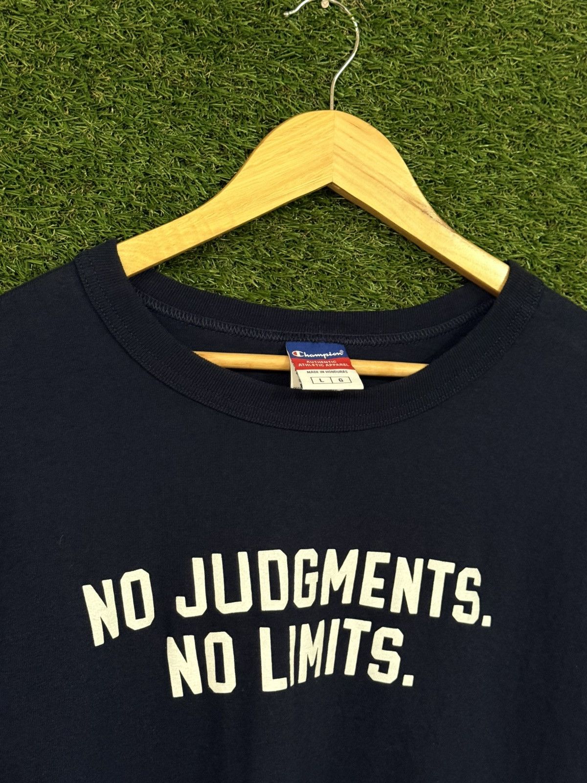Champion Champion Heavyweight No Judgment No Limits Navy Logo Shirt Size US L / EU 52-54 / 3 - 2 Thumbnail