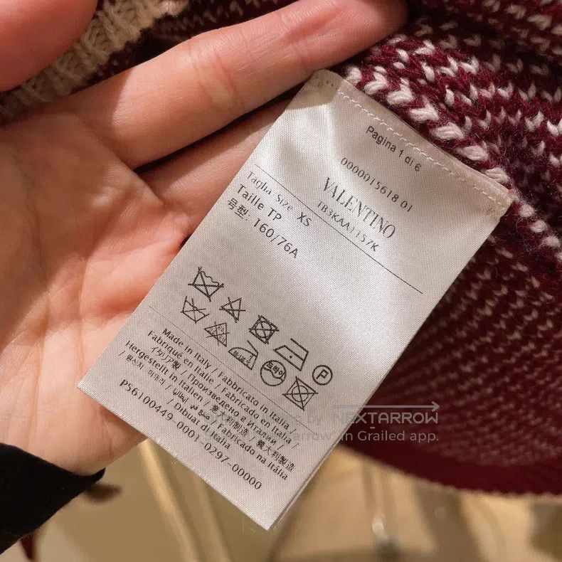 Valentino Valentino V-letter knit loose silhouette cardigan Size XS / US 0-2 / IT 36-38 - 7 Thumbnail