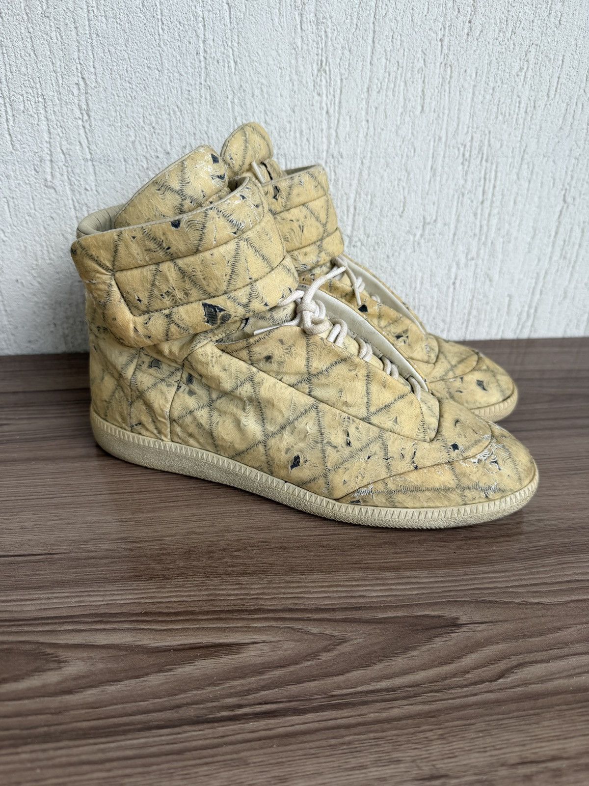 Maison Margiela 😮‍💨🔥Rare future trainers Size US 9 / EU 42 - 1 Thumbnail