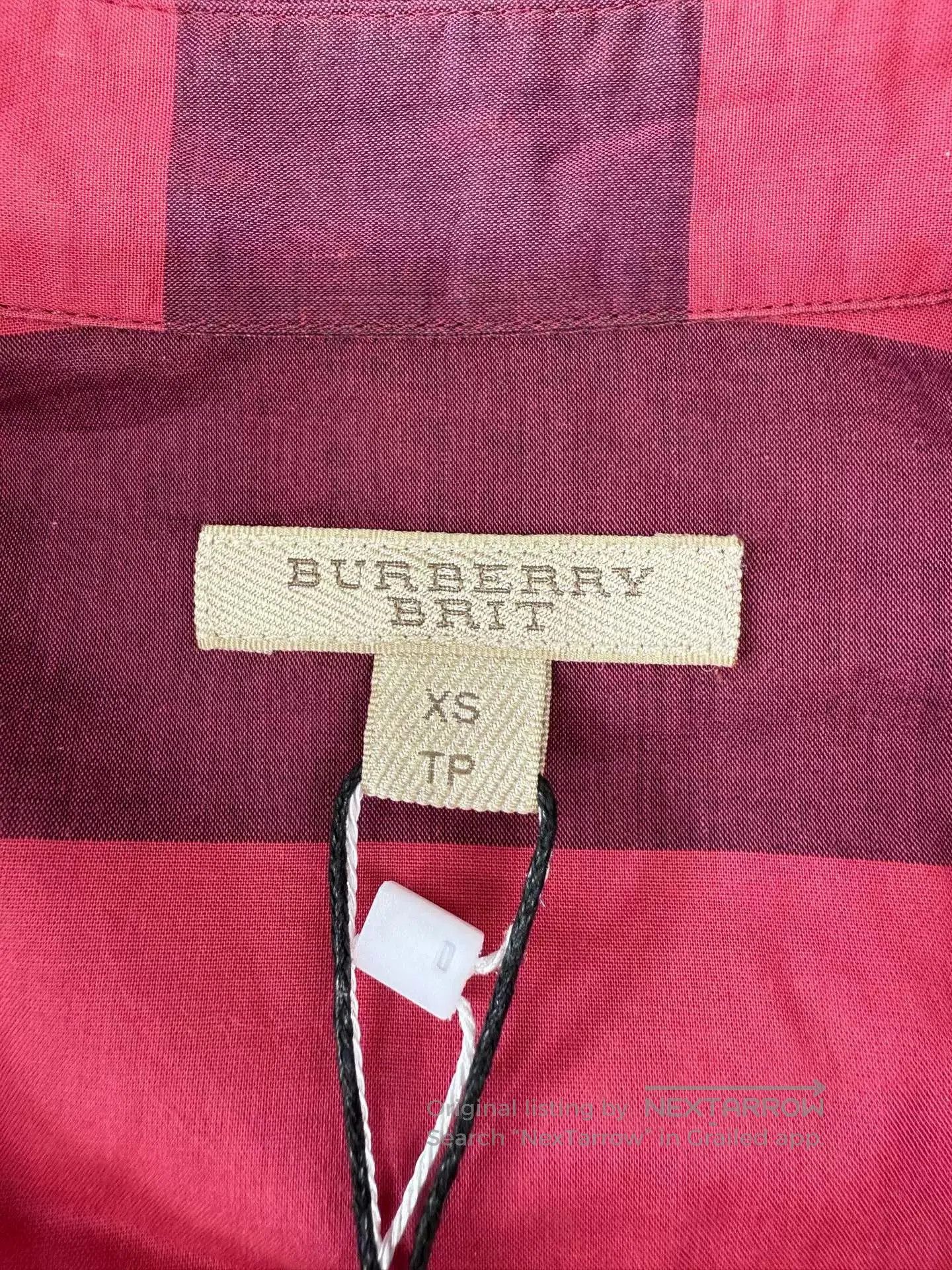 Burberry Burberry Classic Check Red Shirt XS. Size US XS / EU 42 / 0 - 3 Thumbnail