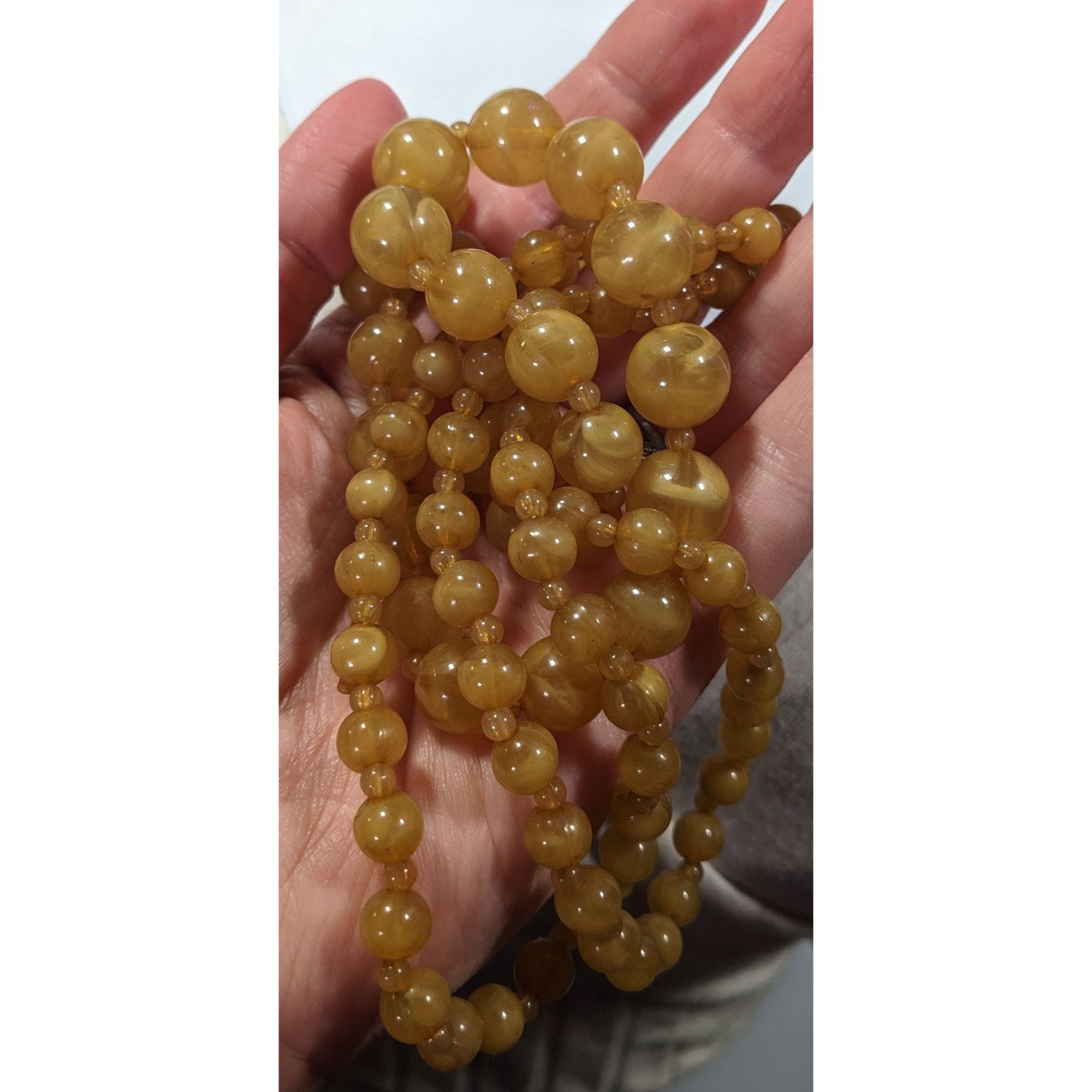 Other Vintage Honey Tone Beaded Opera Length Necklace Size ONE SIZE - 8 Thumbnail