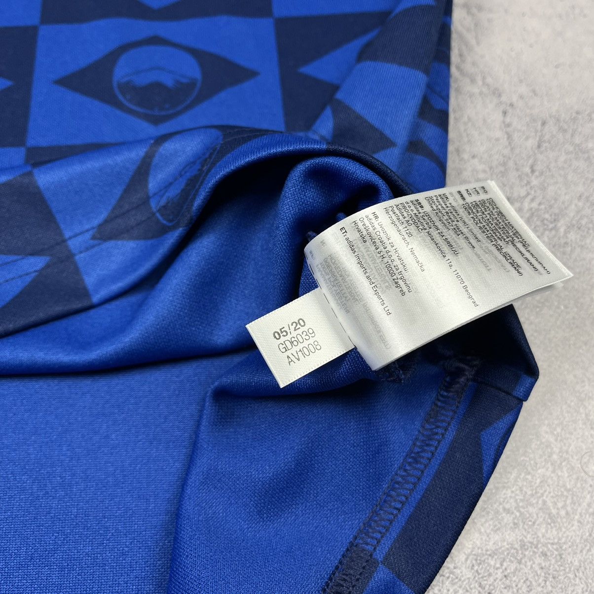 Adidas Adidas Japan big logo y2k soccer jersey 20/21 Size US S / EU 44-46 / 1 - 9 Thumbnail