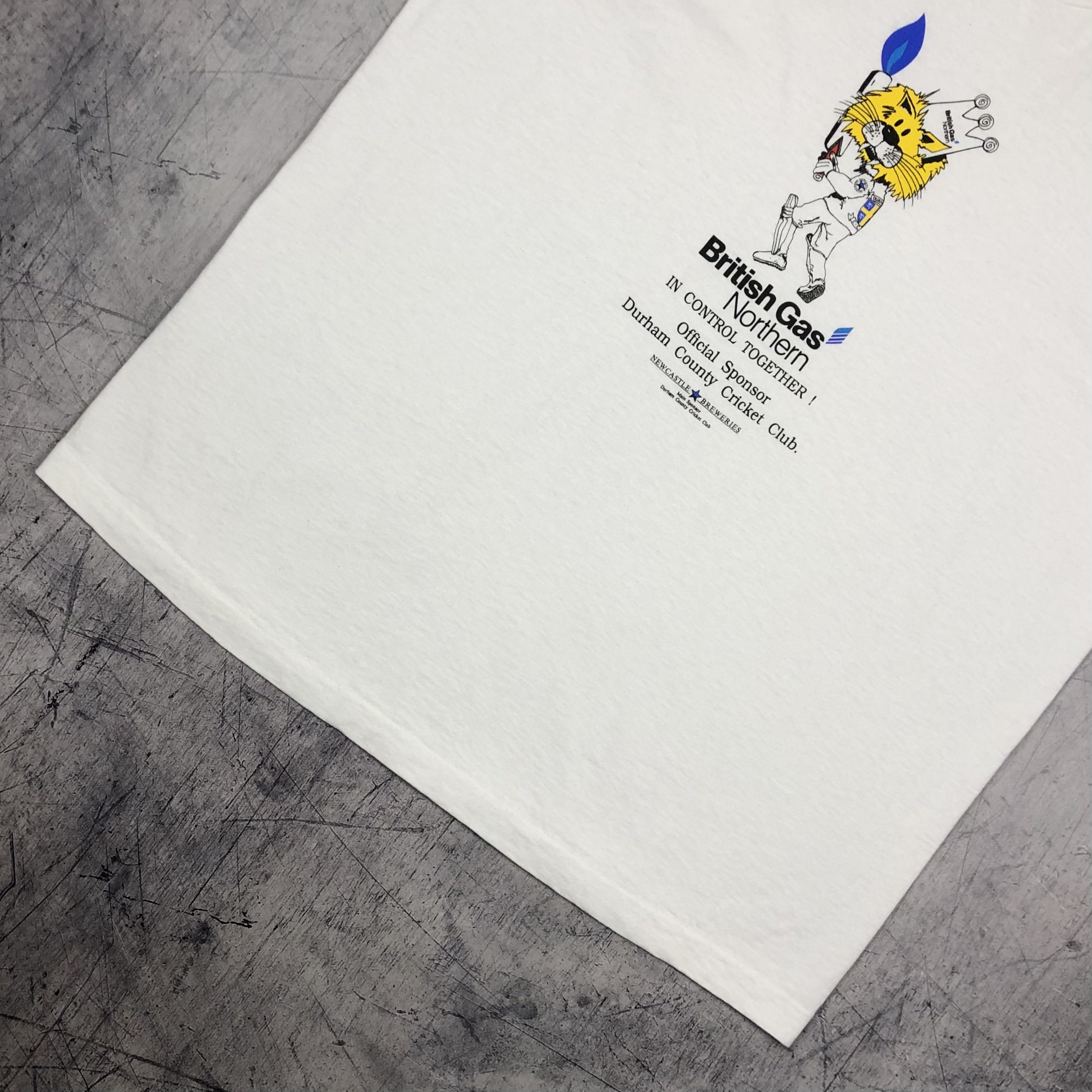Vintage Vintage Newcastle Breweries Durham County Cricket Tee Size US XL / EU 56 / 4 - 7 Thumbnail