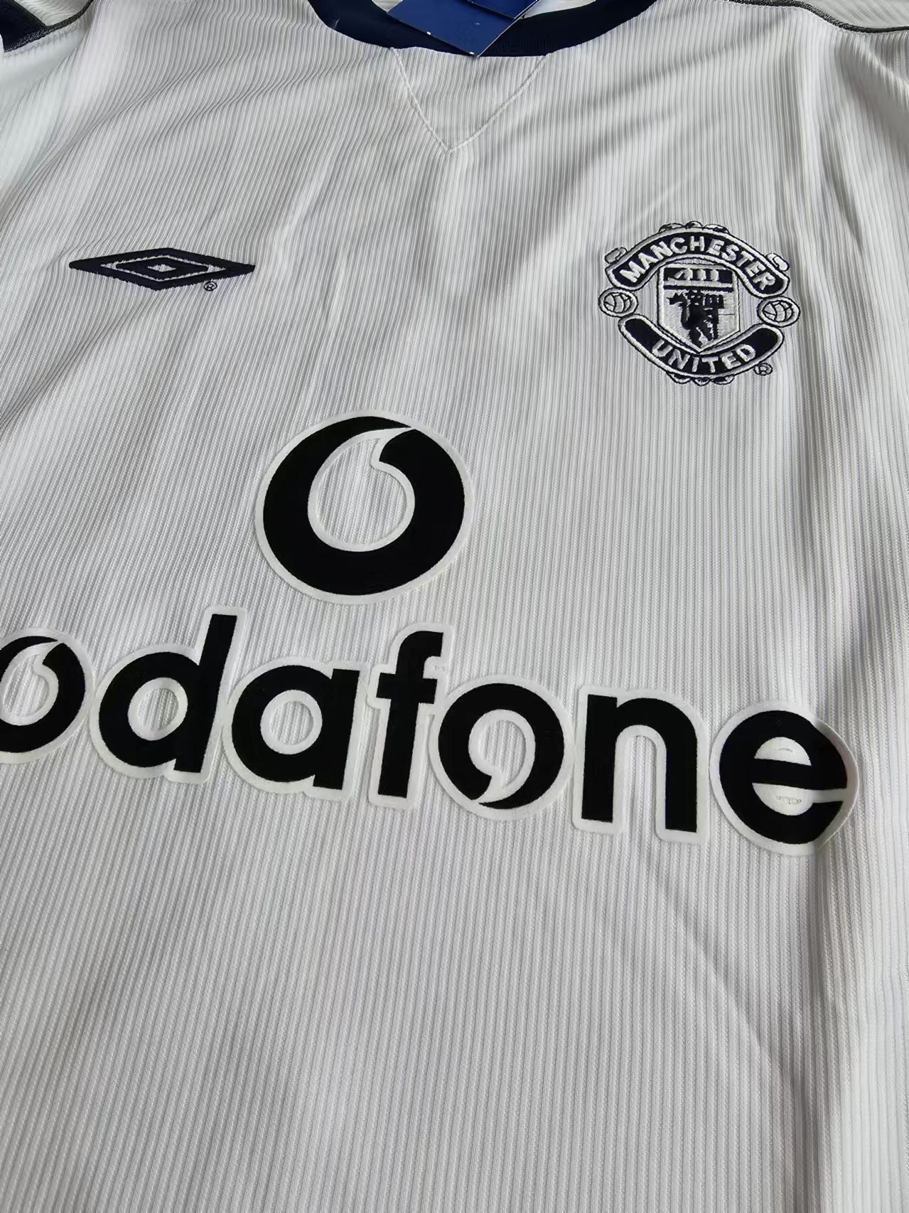 Other Man Utd 7 Beckham Jersey 1999 2000 Away Longsleeve Size US XL / EU 56 / 4 - 3 Thumbnail