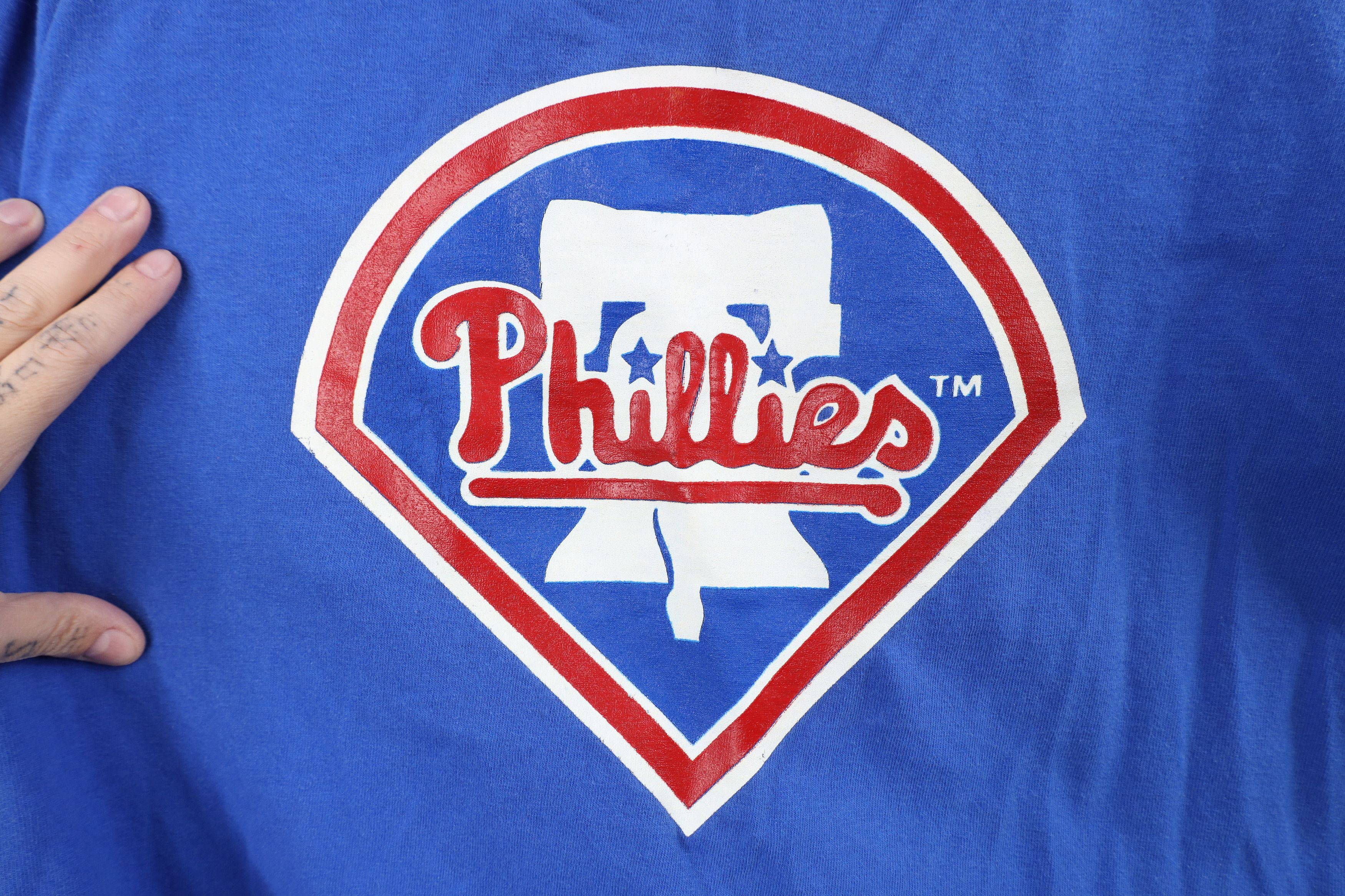 Vintage Vintage 90s Philadelphia Baseball Short Sleeve T-Shirt Size US XL / EU 56 / 4 - 4 Thumbnail