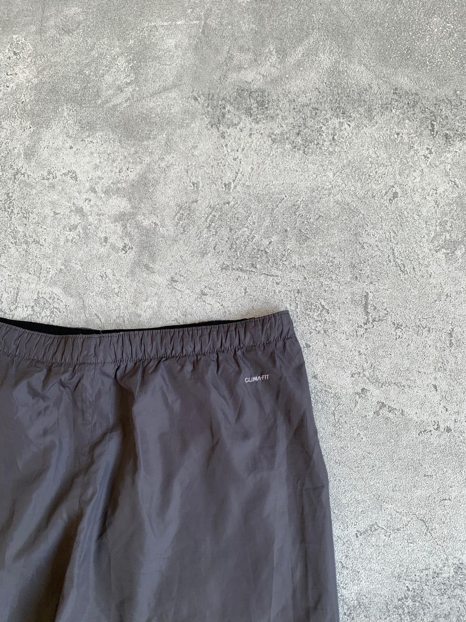 Nike Nike trackpants small logo stripe Size US 30 / EU 46 - 2 Thumbnail