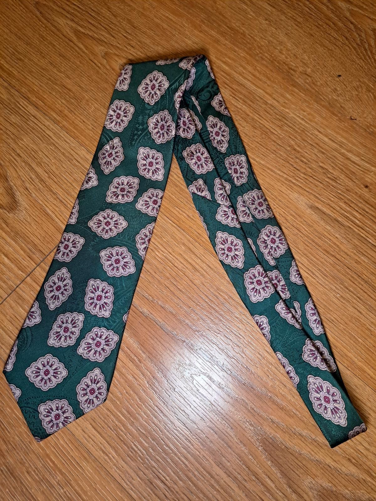 Lands' End Lands End Tie 100% Silk Handmade in USA Green Floral Size ONE SIZE - 4 Thumbnail