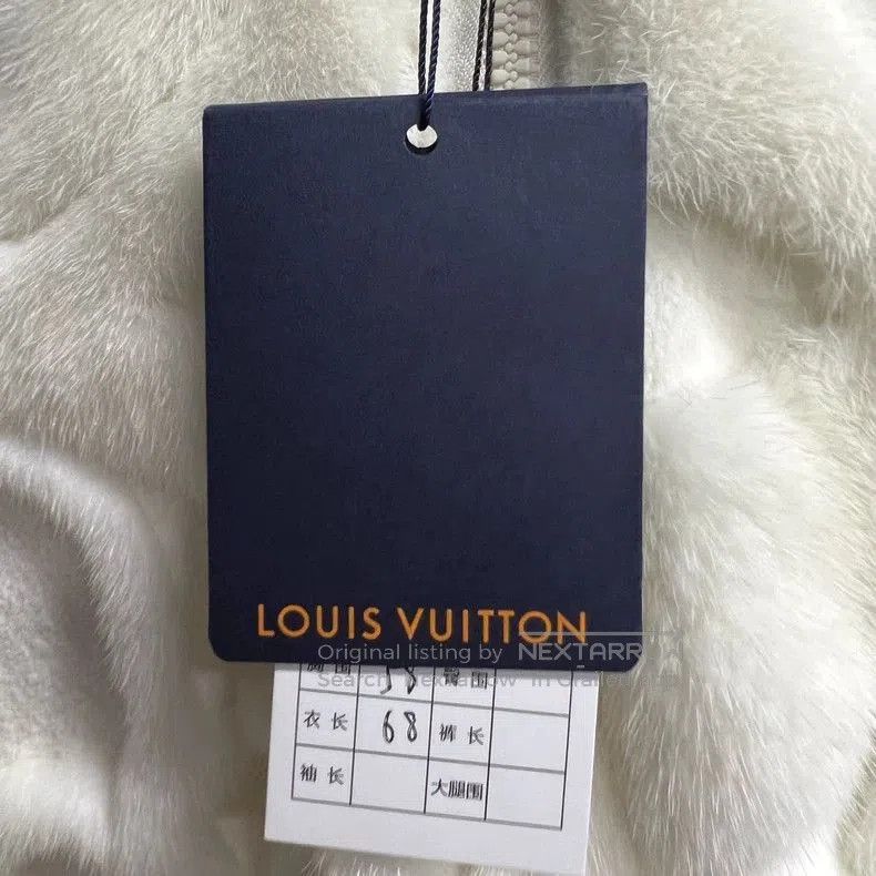 Louis Vuitton louis vuitton white embossed zipper hooded fur jacket jacke Size US L / EU 52-54 / 3 - 3 Thumbnail