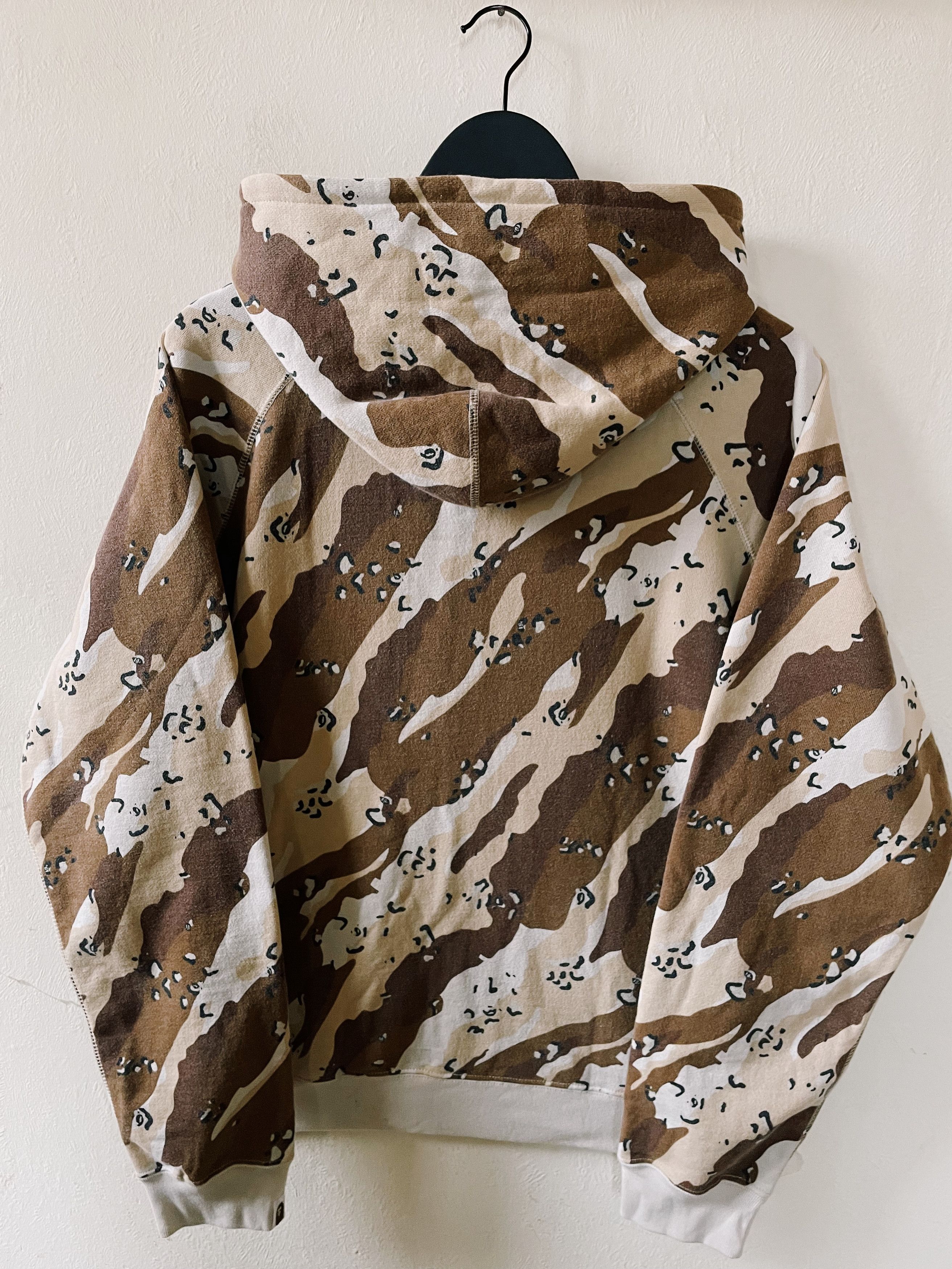Bape Vintage Early Y2K Bape A Bathing Ape Desert Camo Zip Hoodie Size US M / EU 48-50 / 2 - 2 Thumbnail