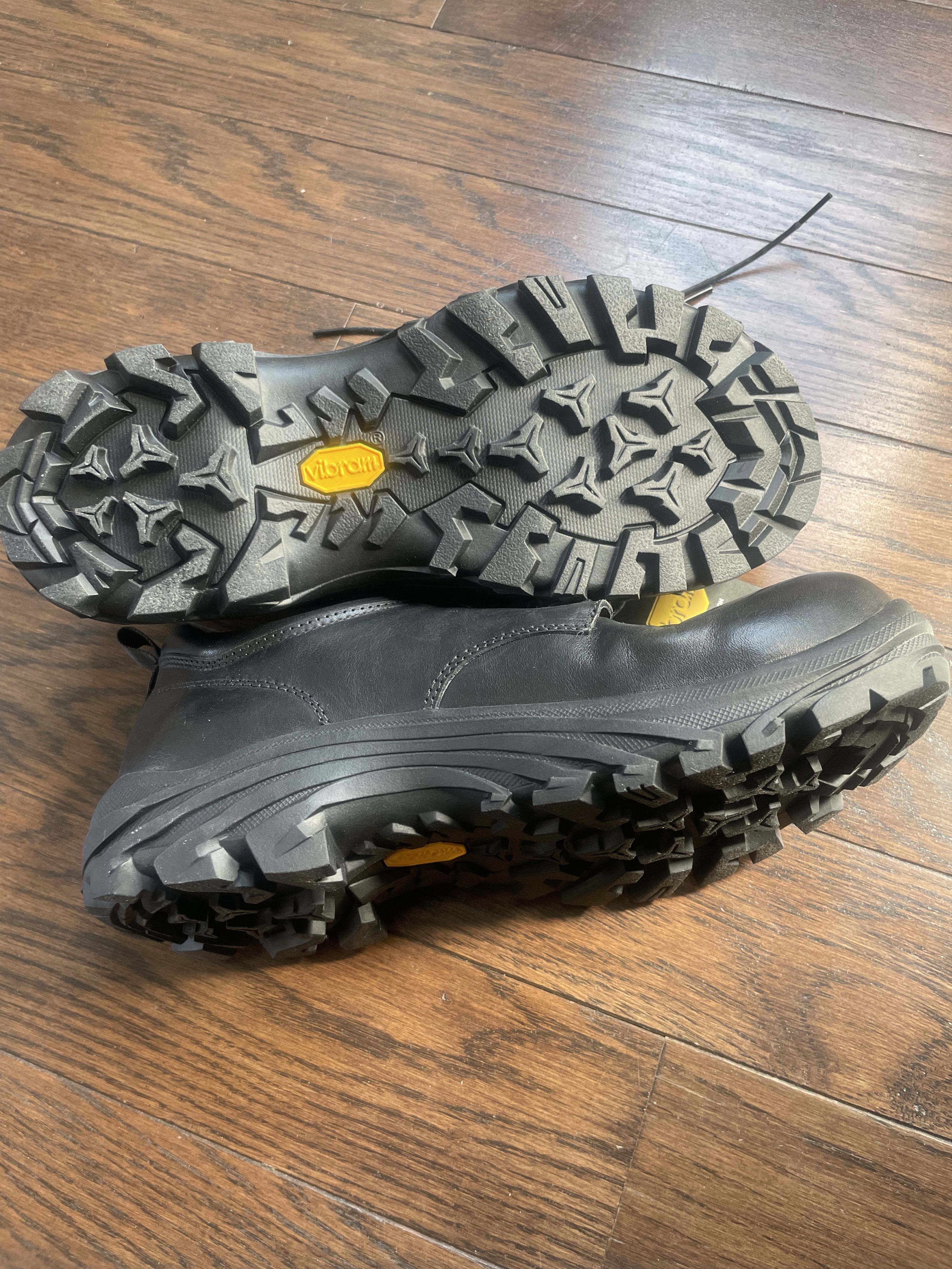 Other Paracia Non-Safety Shoe Size US 6 / EU 39 - 6 Thumbnail