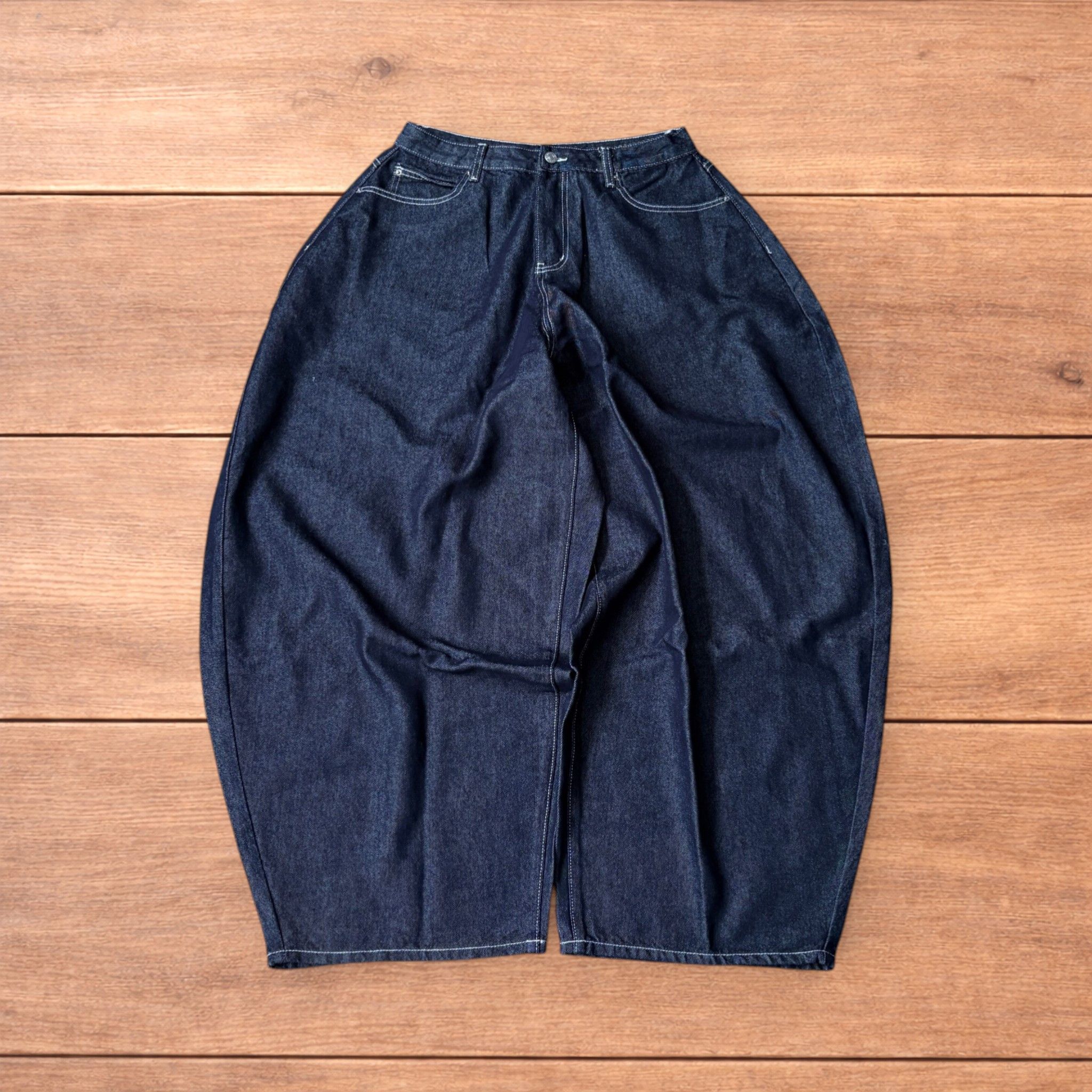 Japanese Brand Super baggy wide leg balloon fit jeans in indigo. Size US 30 / EU 46 - 1 Thumbnail