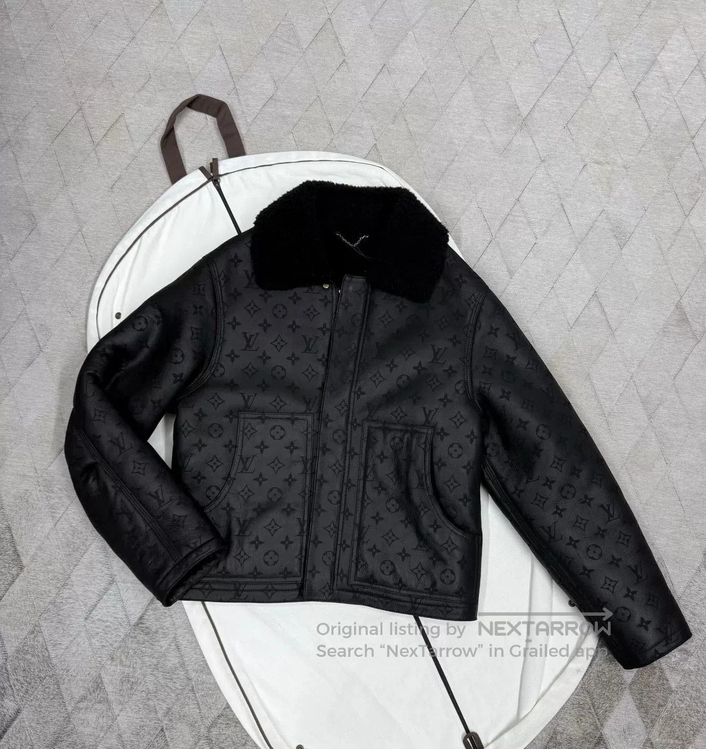 Louis Vuitton Louis Vuitton Monogram Fur Jacket AW. Size US S / EU 44-46 / 1 - 1 Thumbnail