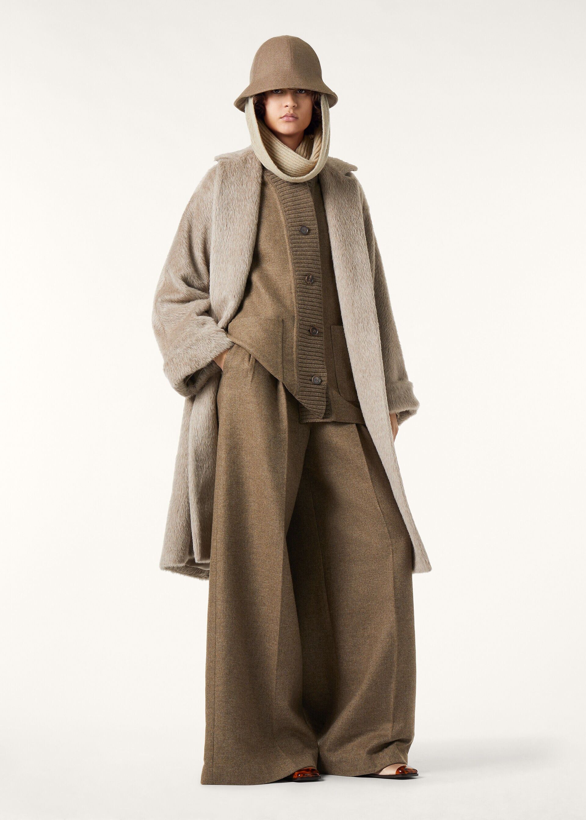 Loro Piana os11x0326 FAQ5899 Maria Coat in Lotus Pod Size S / US 4 / IT 40 - 2 Thumbnail