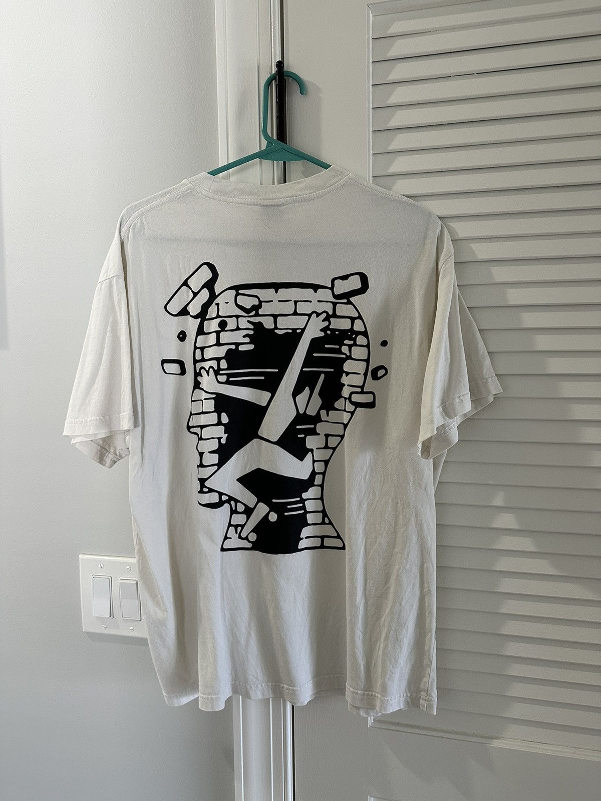 Brain Dead Brain Dead x Flippers Tshirt - Medium Size US M / EU 48-50 / 2 - 2 Thumbnail