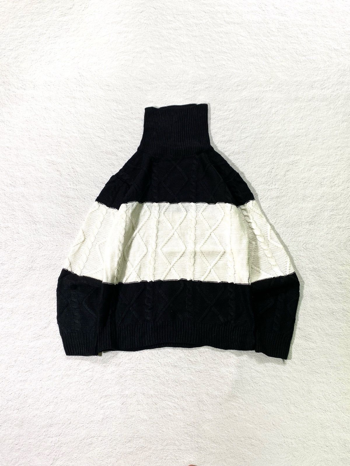 If Six Was Nine × Japanese Brand × semanticdesign RARE ❤️‍🔥 Semantic Design Turtle Neck Cabble Knit Size US M / EU 48-50 / 2 - 1 Thumbnail