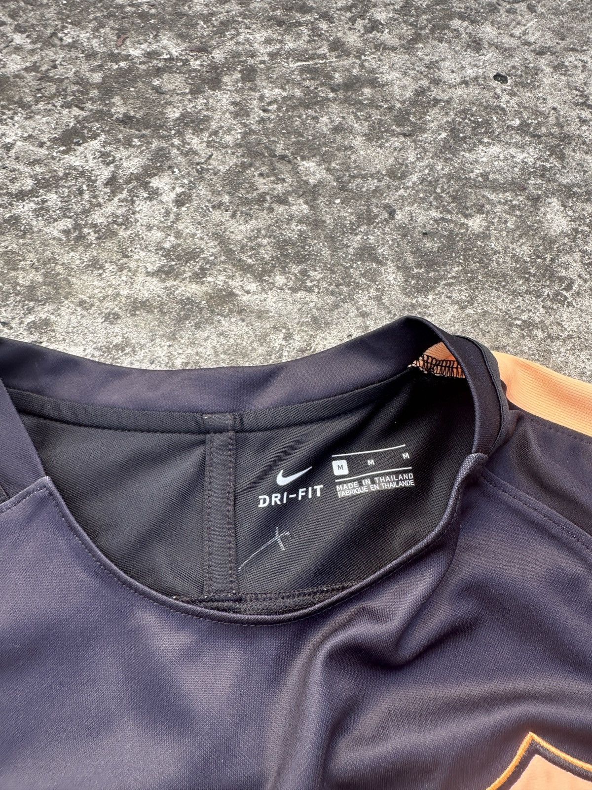 Nike Nike Roma soccer jersey Streetwear football rare vintage VTg Size US M / EU 48-50 / 2 - 3 Thumbnail