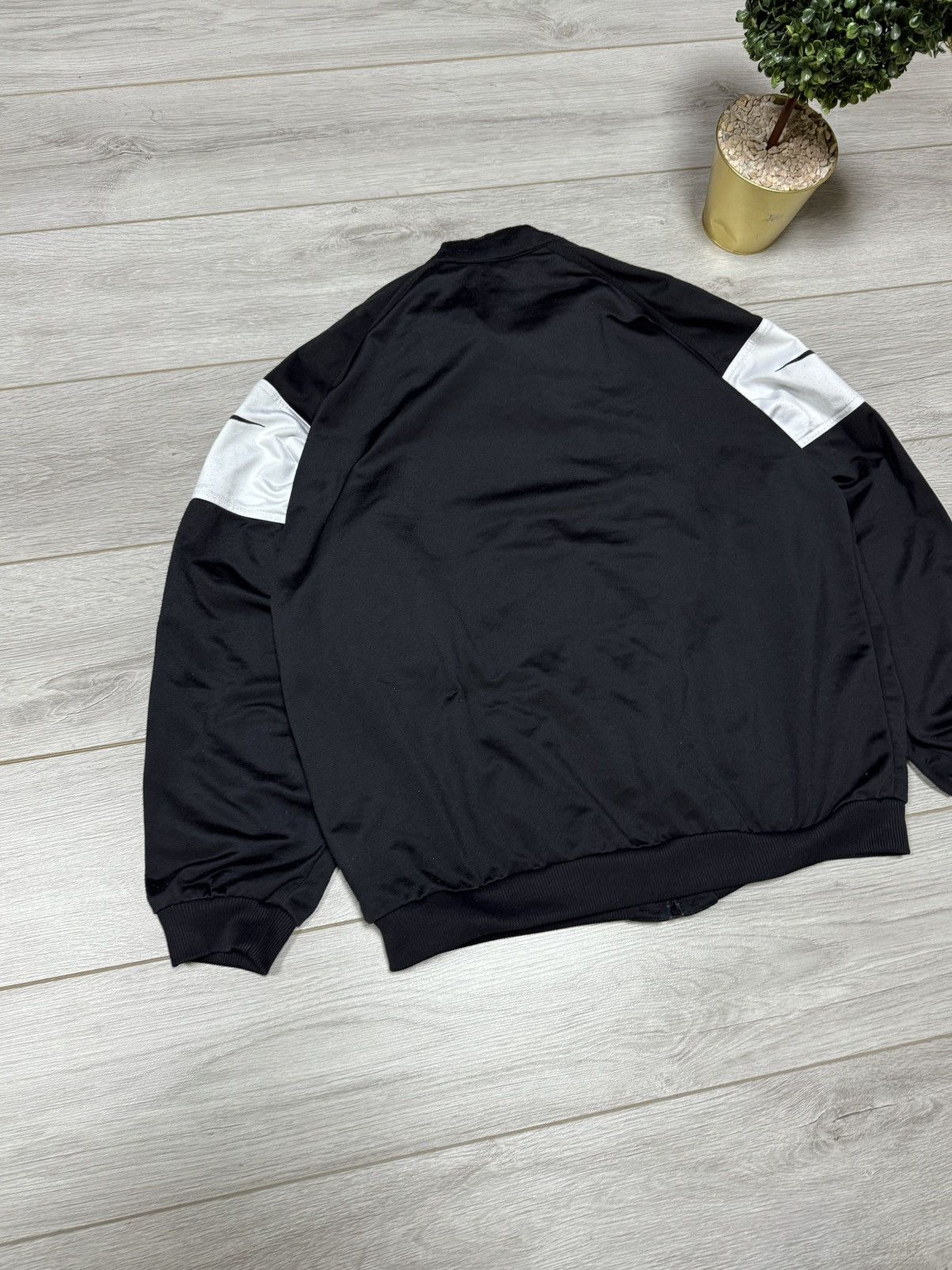 Nike Nike USA monogram stripe vintage 90s track jacket zip Size US L / EU 52-54 / 3 - 6 Thumbnail