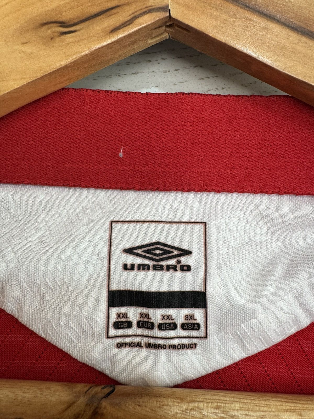 Umbro × Vintage Vintage Nottingham Forest 2008-2009 Home Soccer Jersey Kit Size US XXL / EU 58 / 5 - 16 Thumbnail