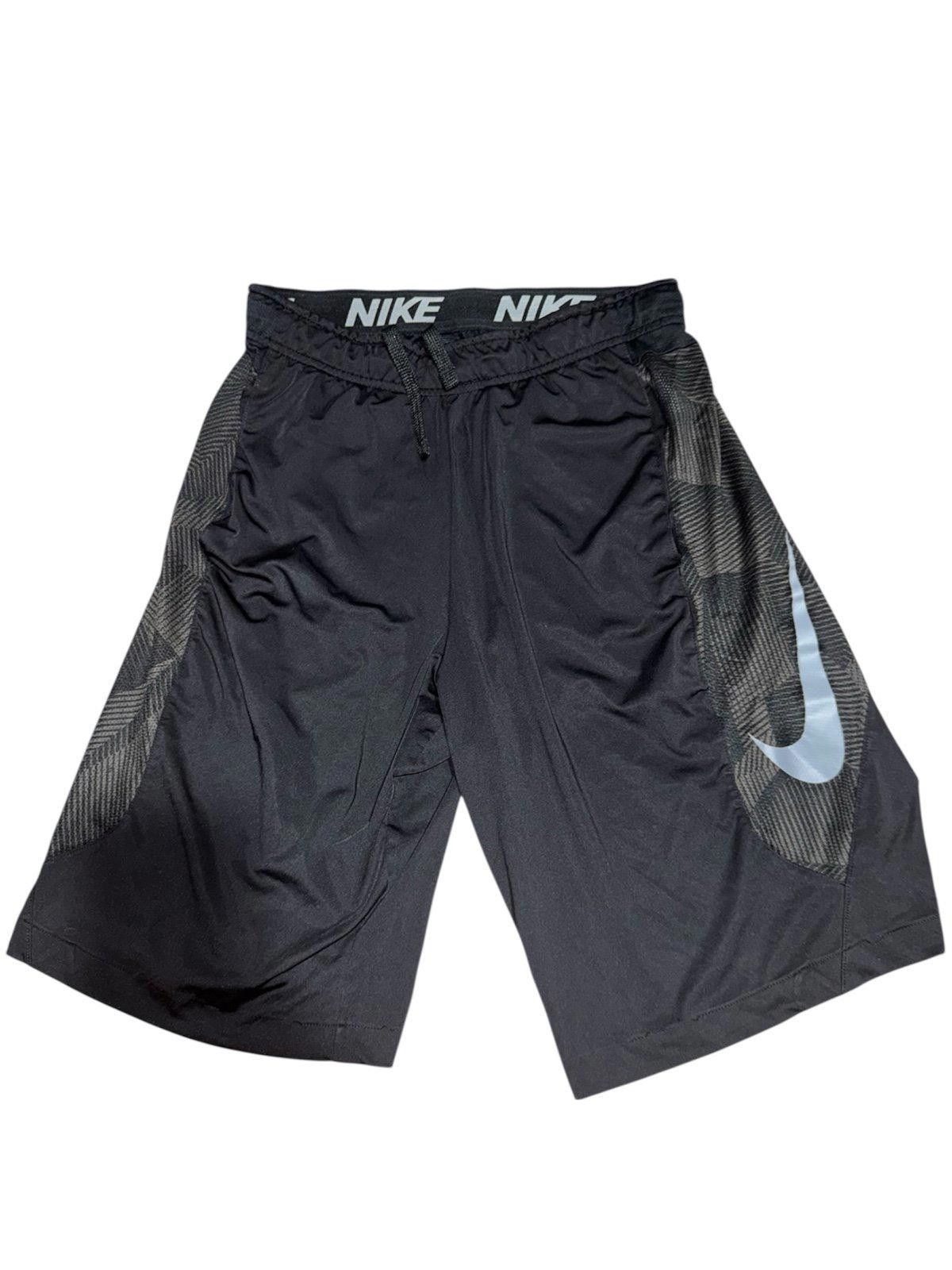 Nike Nike Black DriFit Mesh Shorts Rare Sz Mens M Hoops Y2K Size US 34 / EU 50 - 1 Thumbnail