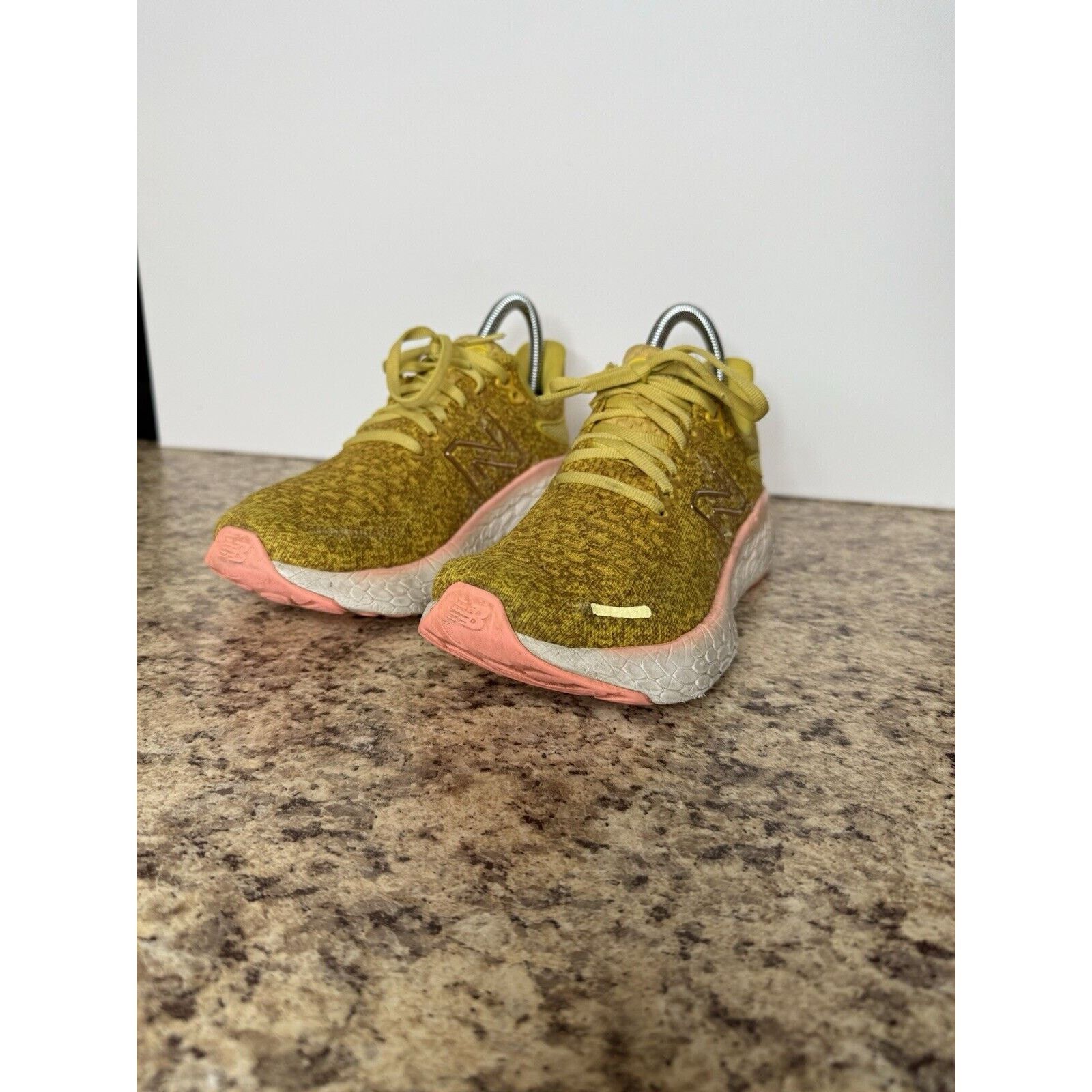 New Balance New Balance Fresh Foam X 1080v12 Women's Running Shoes 6.5 Size US 6.5 / IT 36.5 - 2 Thumbnail