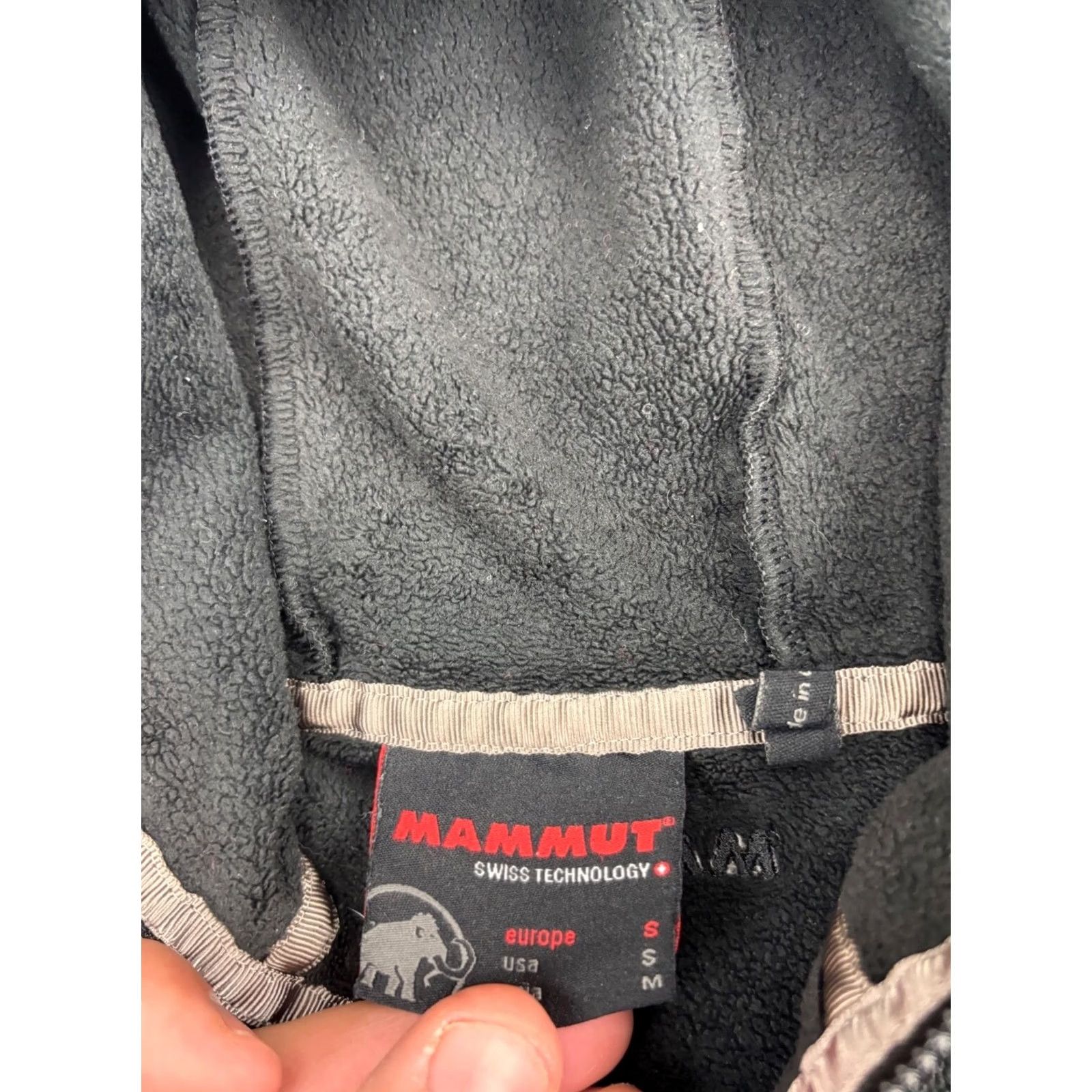 Mammut Mammut Sherpa Fleece Jacket Women's Small Black Hooded Full Zip Zipped Pockets Size S / US 4 / IT 40 - 3 Thumbnail