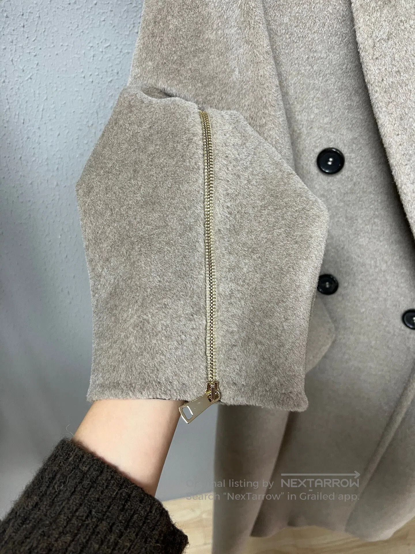 Max Mara elegant maxmara coat in beige color. Size XS / US 0-2 / IT 36-38 - 4 Thumbnail