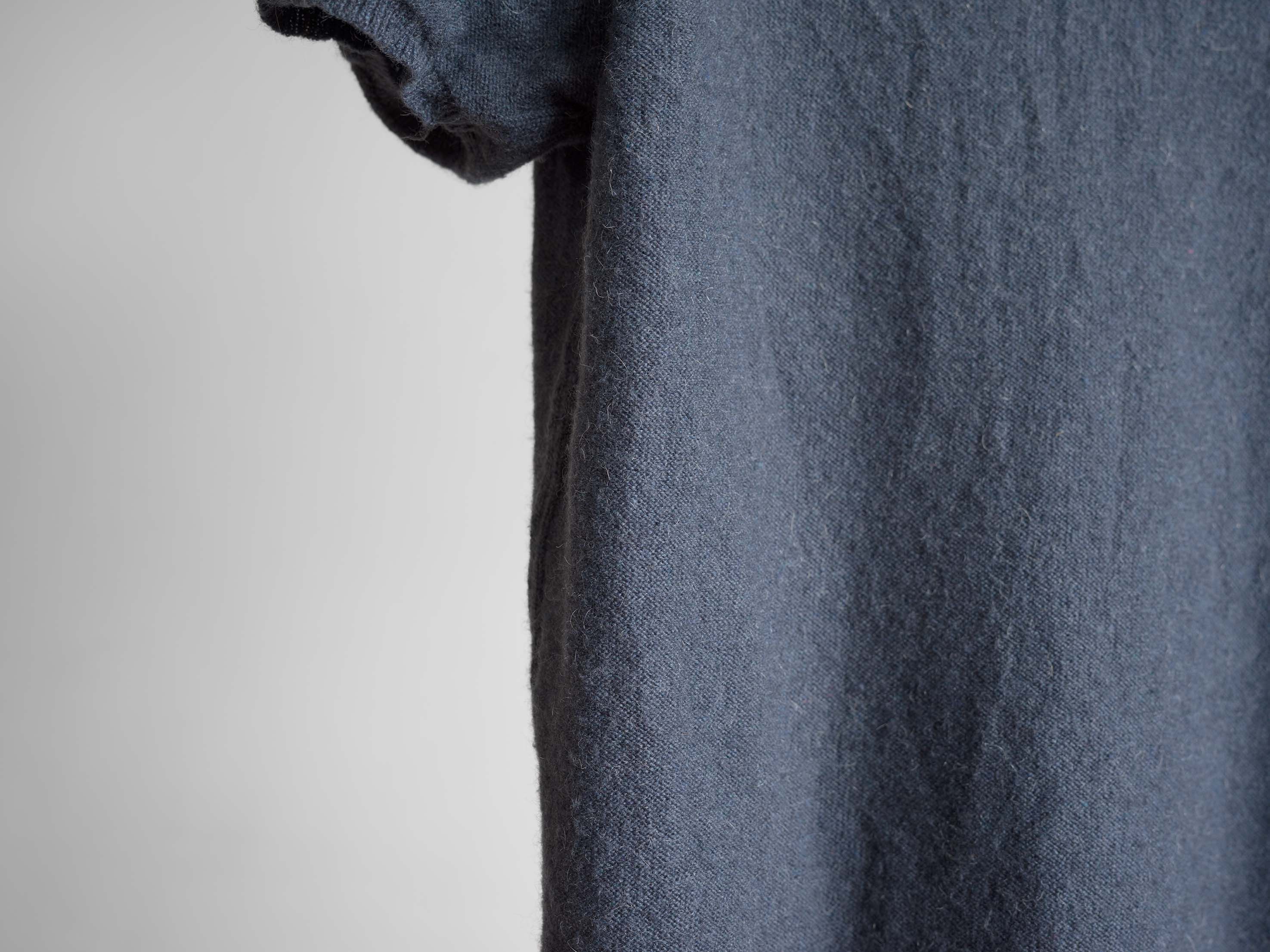 Takahiromiyashita The Soloist. AW2010 TAKAHIROMIYASHITA The Soloist CAMEL SILK KNIT V-NECK Size US S / EU 44-46 / 1 - 5 Thumbnail