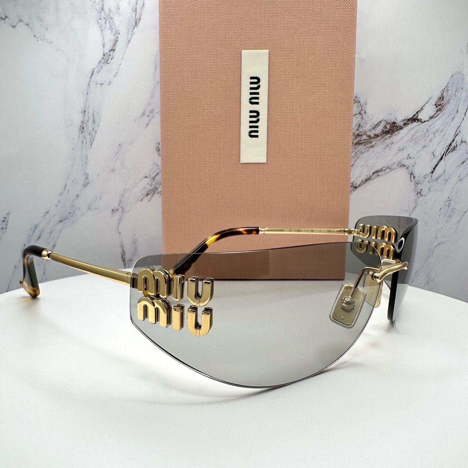 Miu Miu New MIU MIU Logo Sunglasses 2025 Runway Gold Slim Wrap Size ONE SIZE - 20 Thumbnail