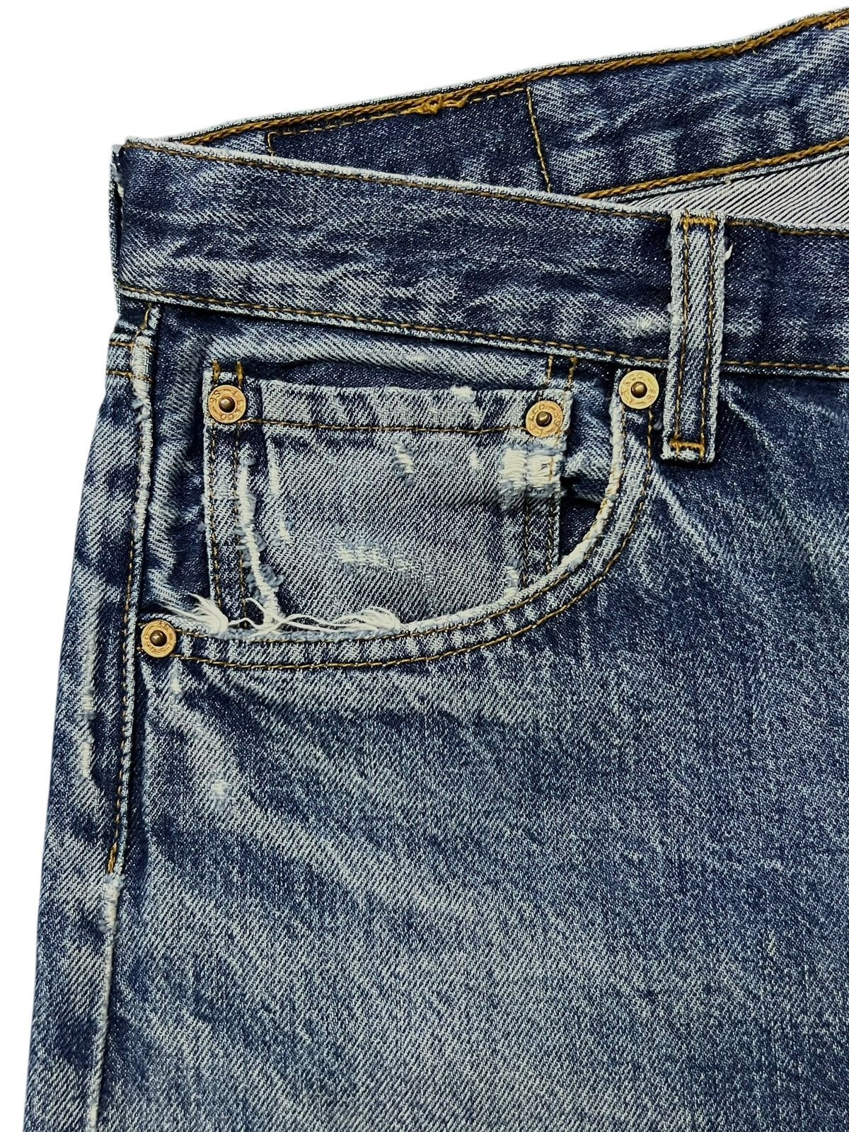 Levi's Vintage 90s Levi’s 501 - Faded, Ripped & Distressed Denim Size US 30 / EU 46 - 7 Thumbnail