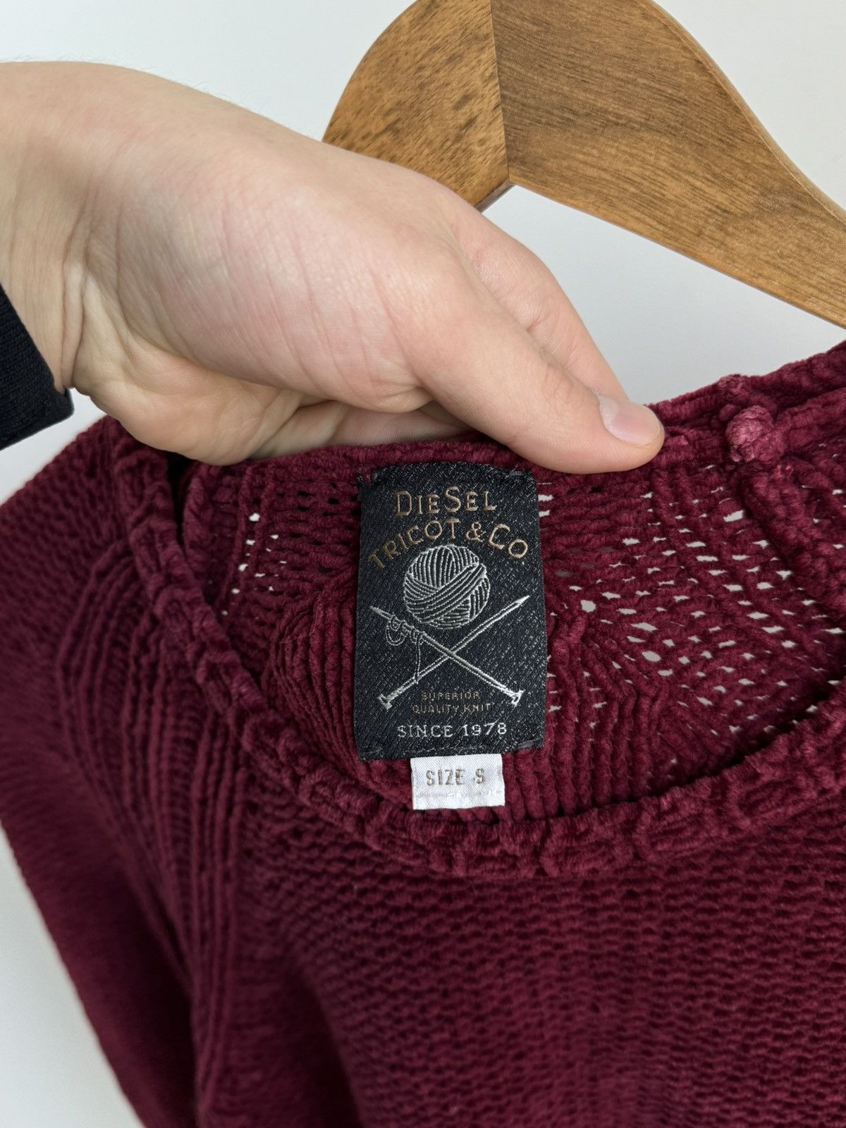 Diesel VINTAGE DIESEL KNITTED BURGUNDY SWEATER MEN SIZE S Size US S / EU 44-46 / 1 - 7 Thumbnail