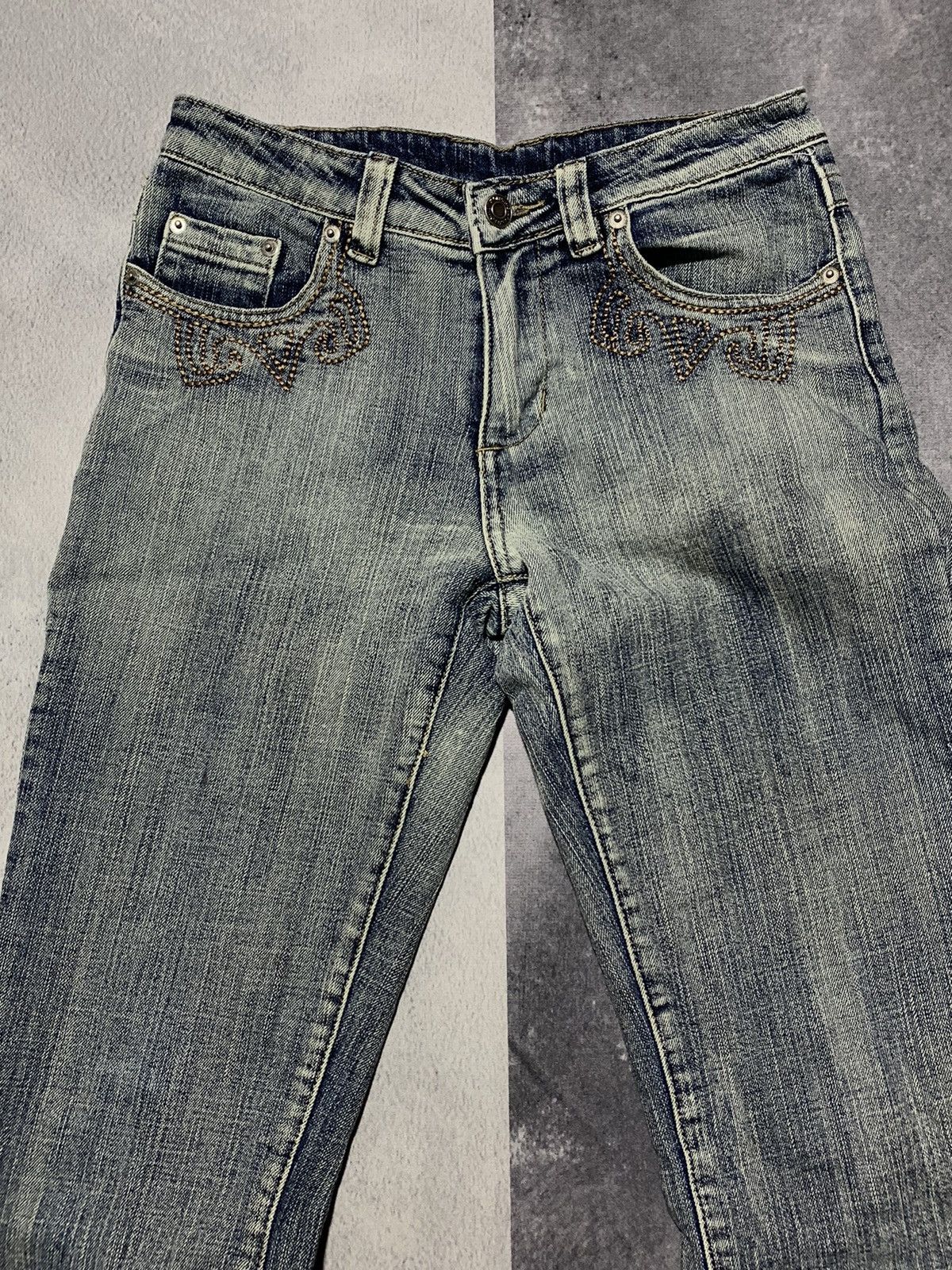Japanese Brand × Vintage Vintage Y2K style Flared denim pants trousers size 26 Size 26" / US 2 / IT 38 - 5 Thumbnail