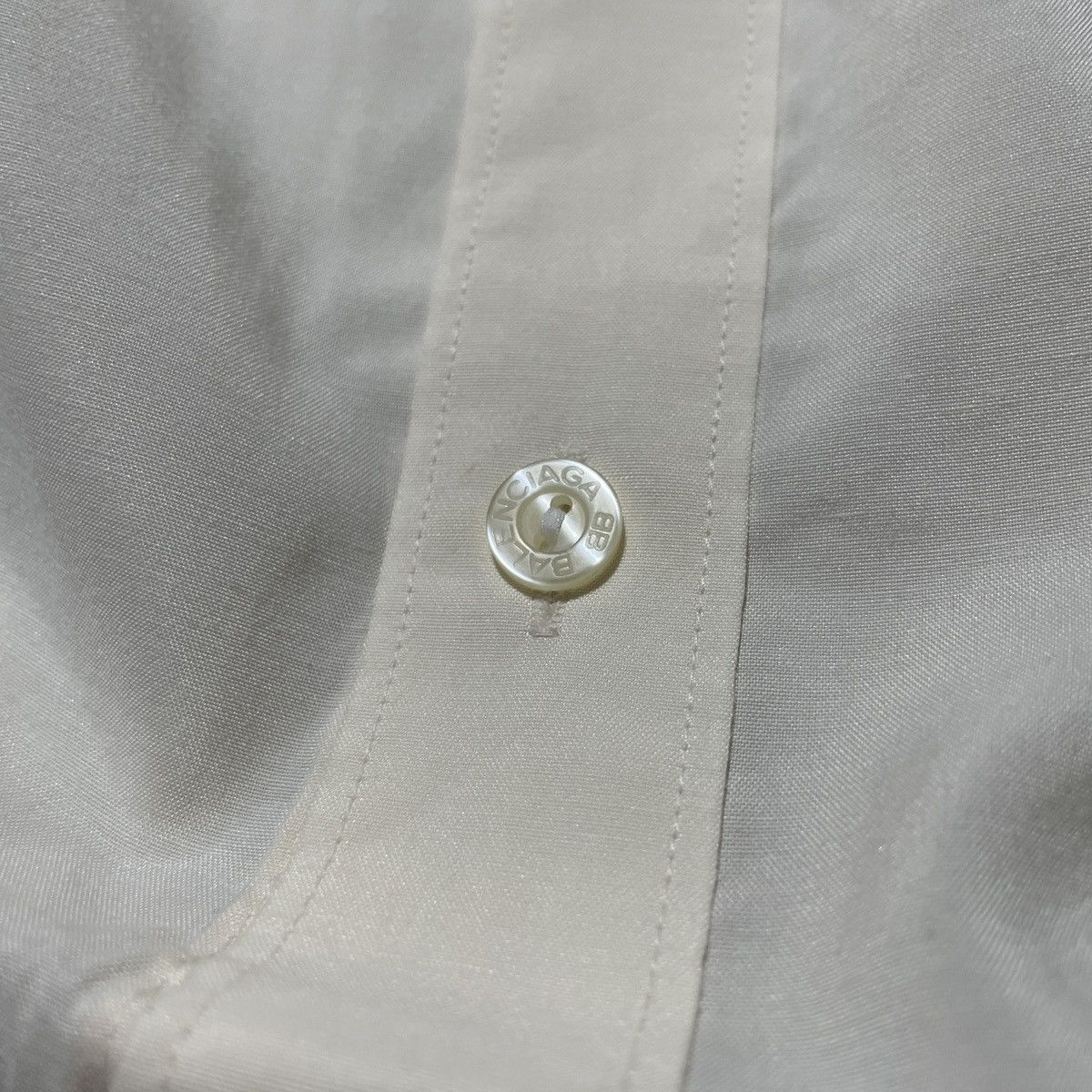 Balenciaga × Gucci Vintage Rare Shirts Balenciaga BB Logo Embrodiered Size US XL / EU 56 / 4 - 8 Thumbnail
