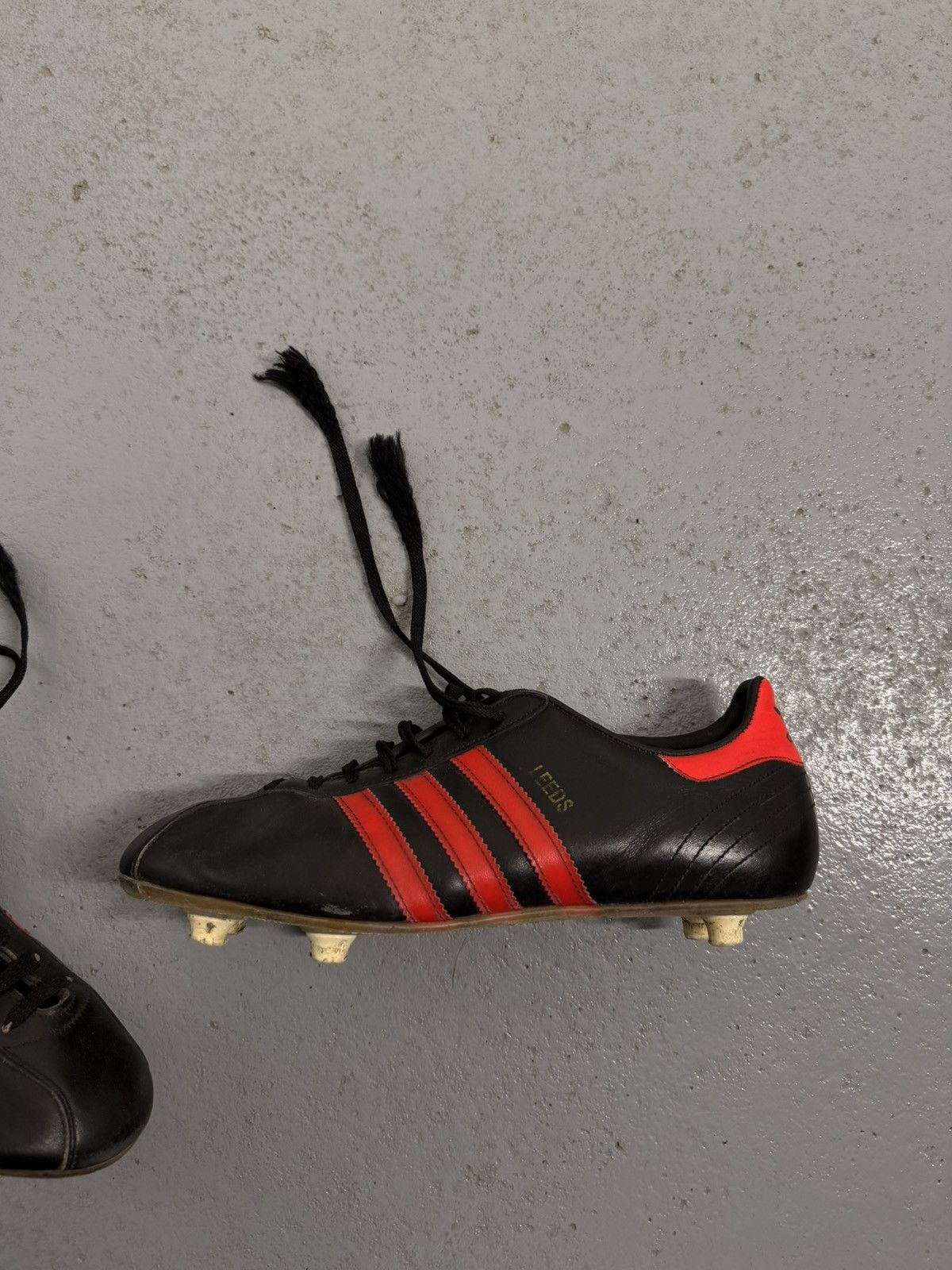 Adidas Vintage Adidas 1975 Leeds Peter Lorimer Soccer Boots Size US 8.5 / EU 41-42 - 4 Thumbnail