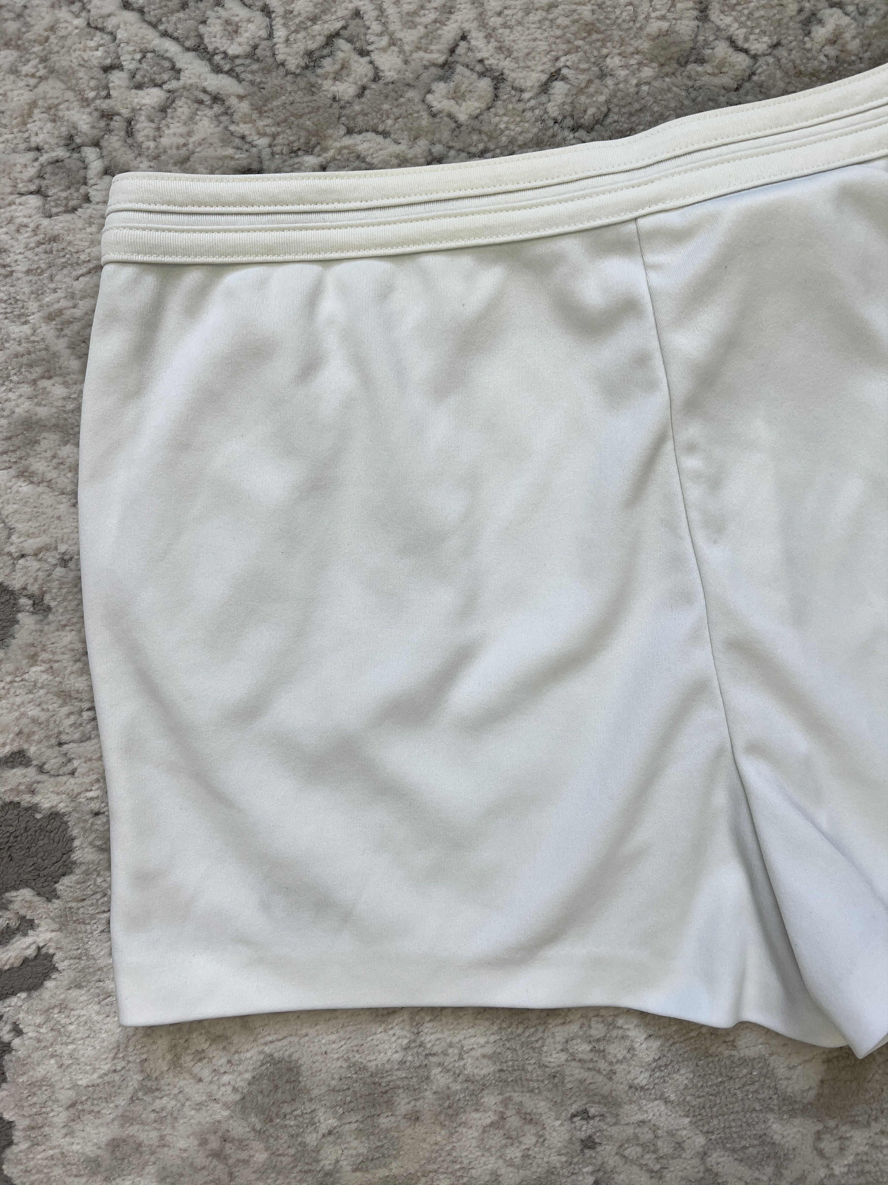 Sergio Tacchini Vintage Sergio Tacchini Tennis Shorts Made in Italy L Size US 34 / EU 50 - 12 Thumbnail