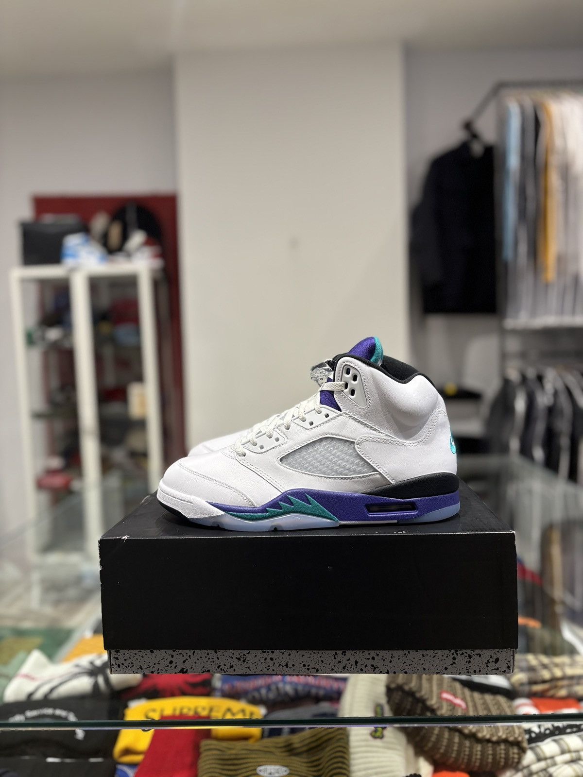 Jordan Brand Jordan 5 Grape (2025) Size: 10.5 | Grailed