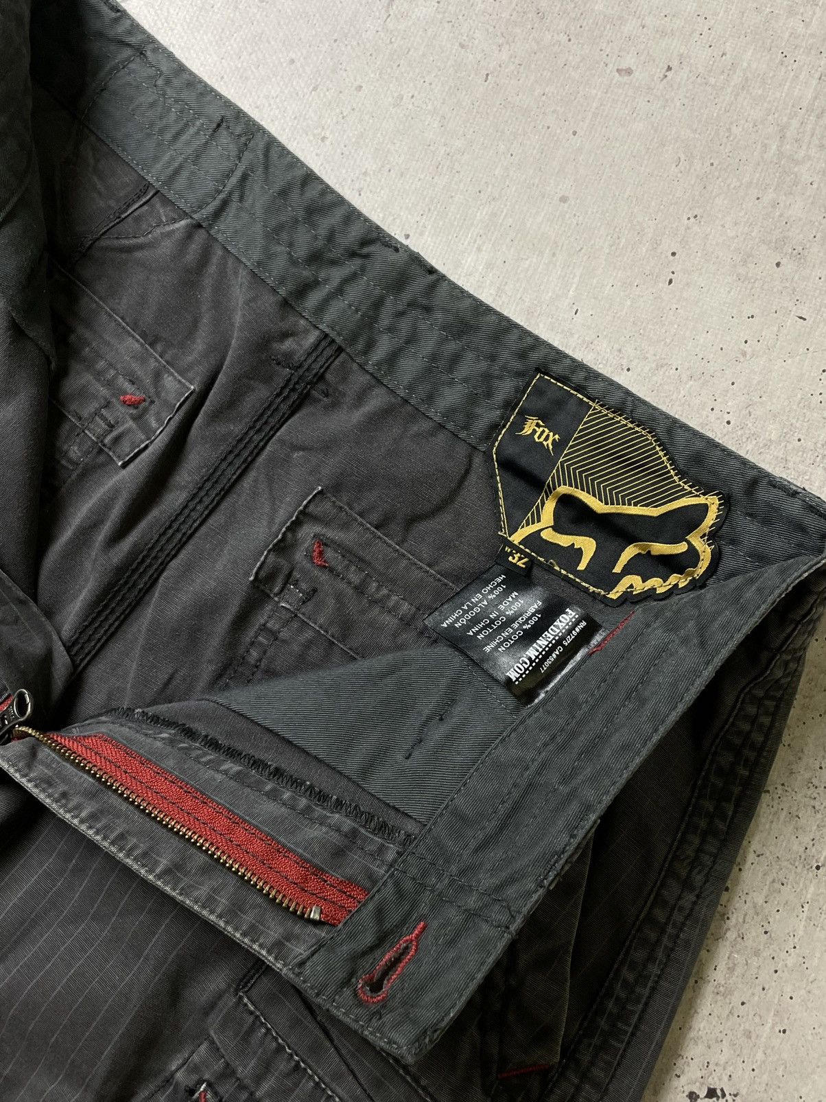 Fox Racing Vintage FOX Cargo Shorts Y2k Size US 32 / EU 48 - 8 Thumbnail