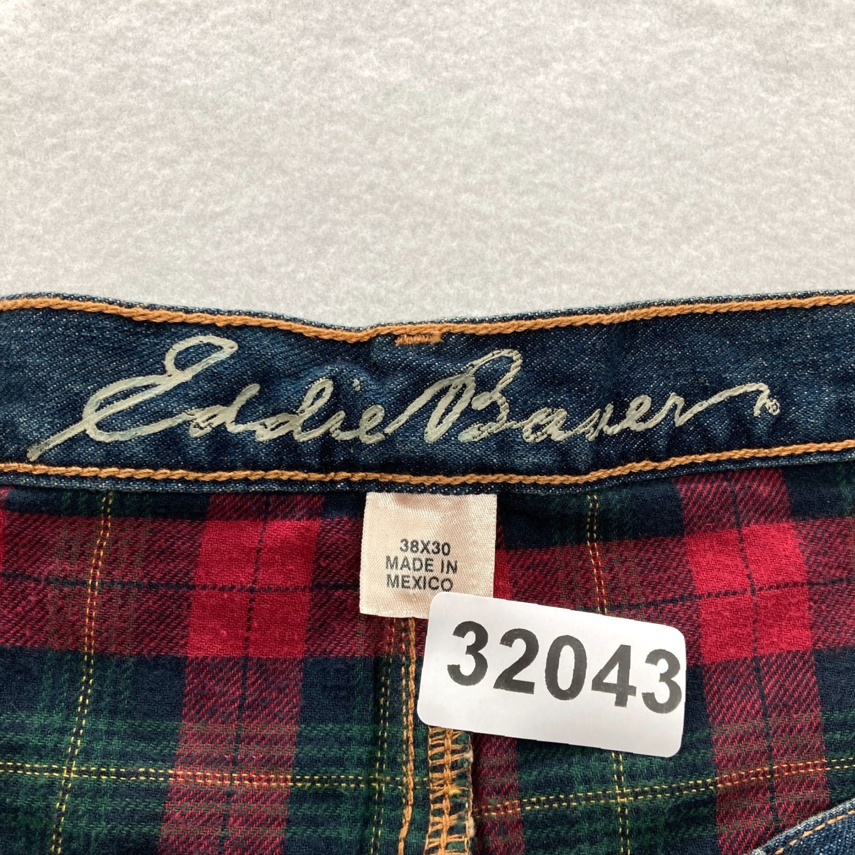 Eddie Bauer Eddie Bauer Jeans Mens 38x30 Relaxed Fit Straight Blue Denim Camp Flannel Lined 5-Pocket Design Shoes? Size US 38 / EU 54 - 4 Thumbnail