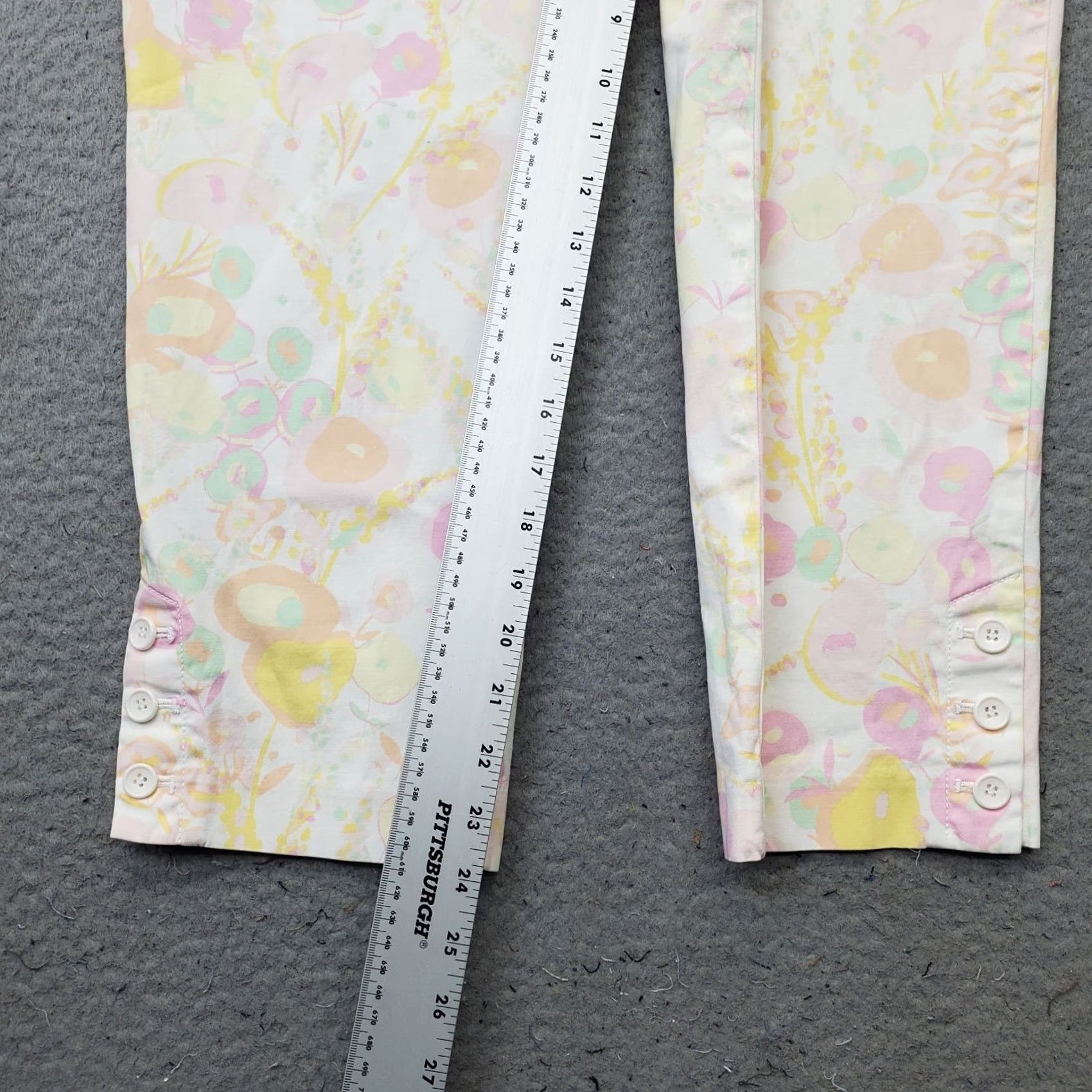 Talbots Talbots Perfect Crop Pants Women 10 Multi Floral Stretch Flat Front Ankle Button Pants Size 10 Women Floral Cropped Straight Front Button Size 32" / US 10 / IT 46 - 4 Thumbnail