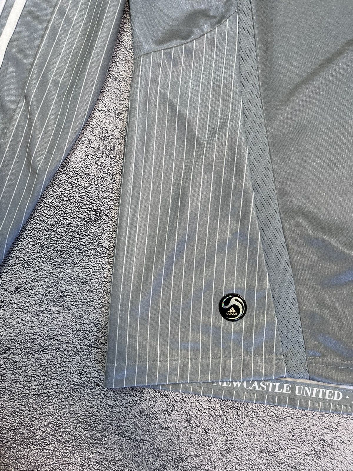 Adidas Adidas Newcastle United Long Sleeve Jersey XXL ClimaCool Size US XXL / EU 58 / 5 - 4 Thumbnail