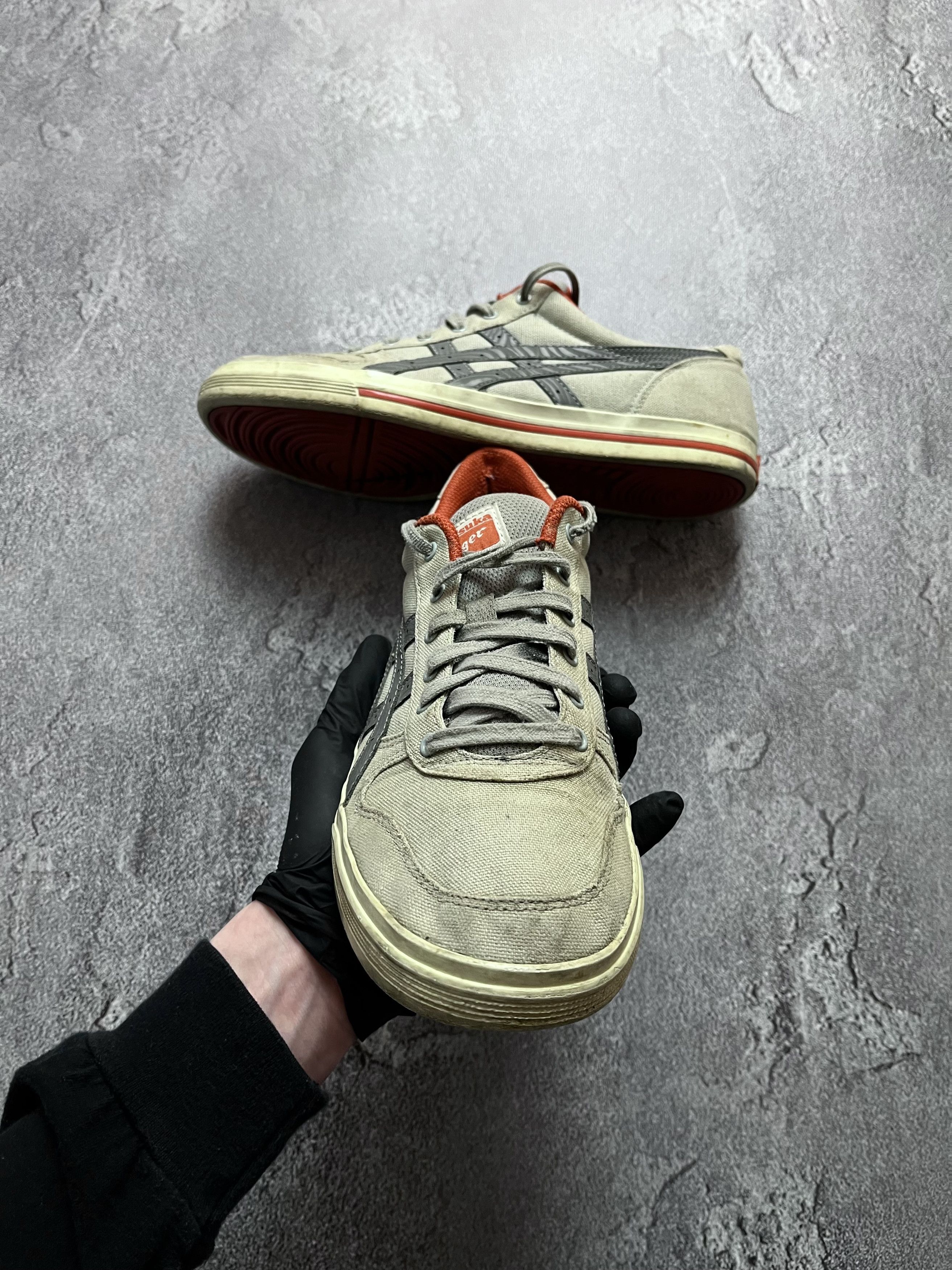 Asics Asics Onitsuka Tiger Sneaker Style Running Aaron CV 43.5 Size US 10.5 / EU 43-44 - 7 Thumbnail