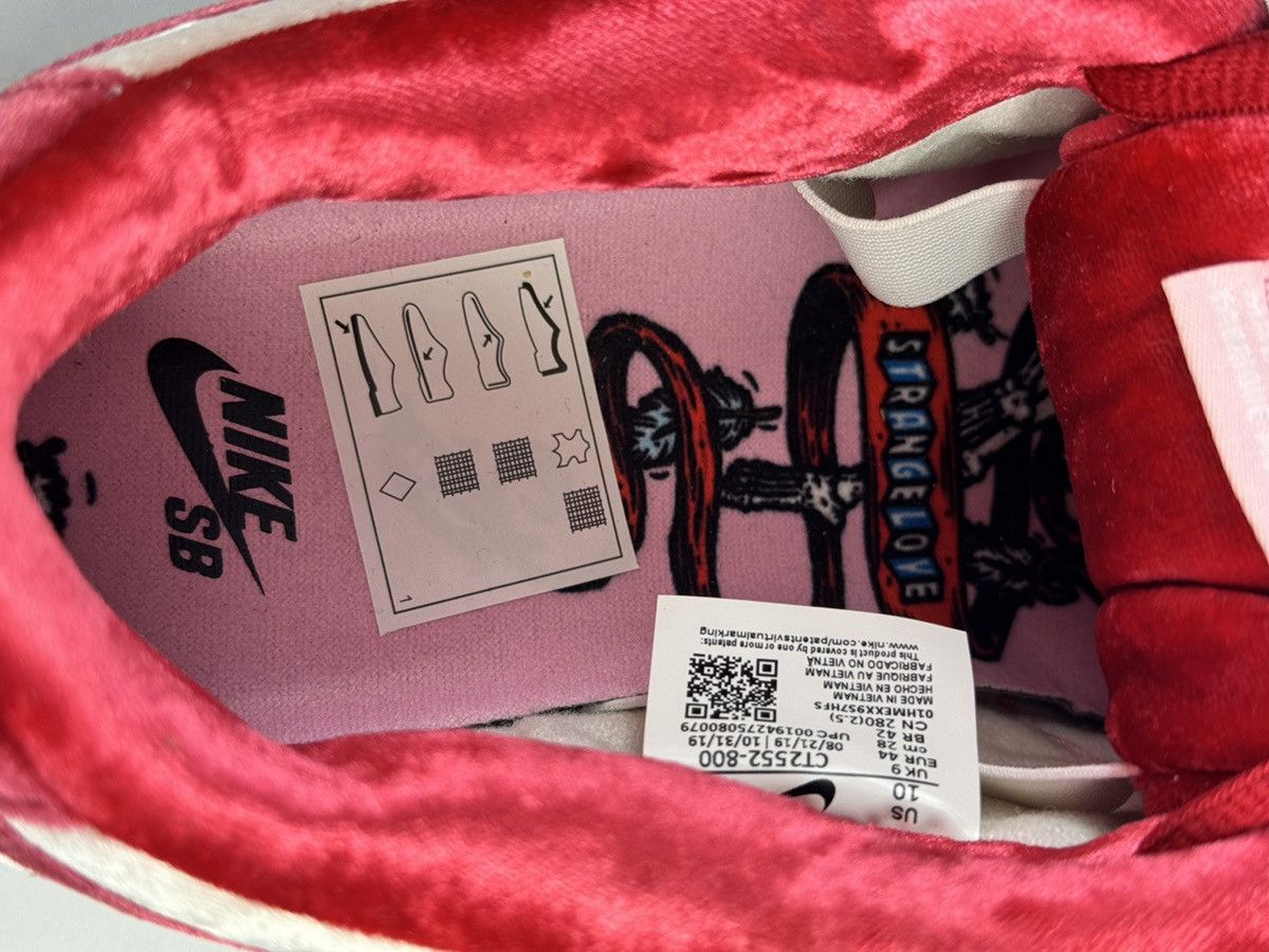 Nike NIKE DUNK SB LOW STRANGE LOVE SKATEBOARD SNEAKERS Size US 10 / EU 43 - 11 Thumbnail