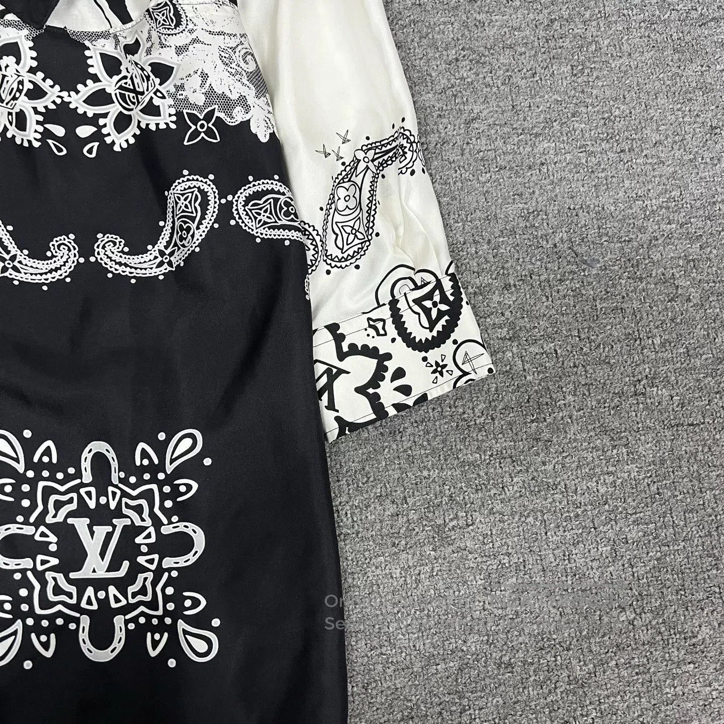 Louis Vuitton Louis Vuitton Black Logo Witch Print Shirt. Size M / US 6-8 / IT 42-44 - 6 Thumbnail